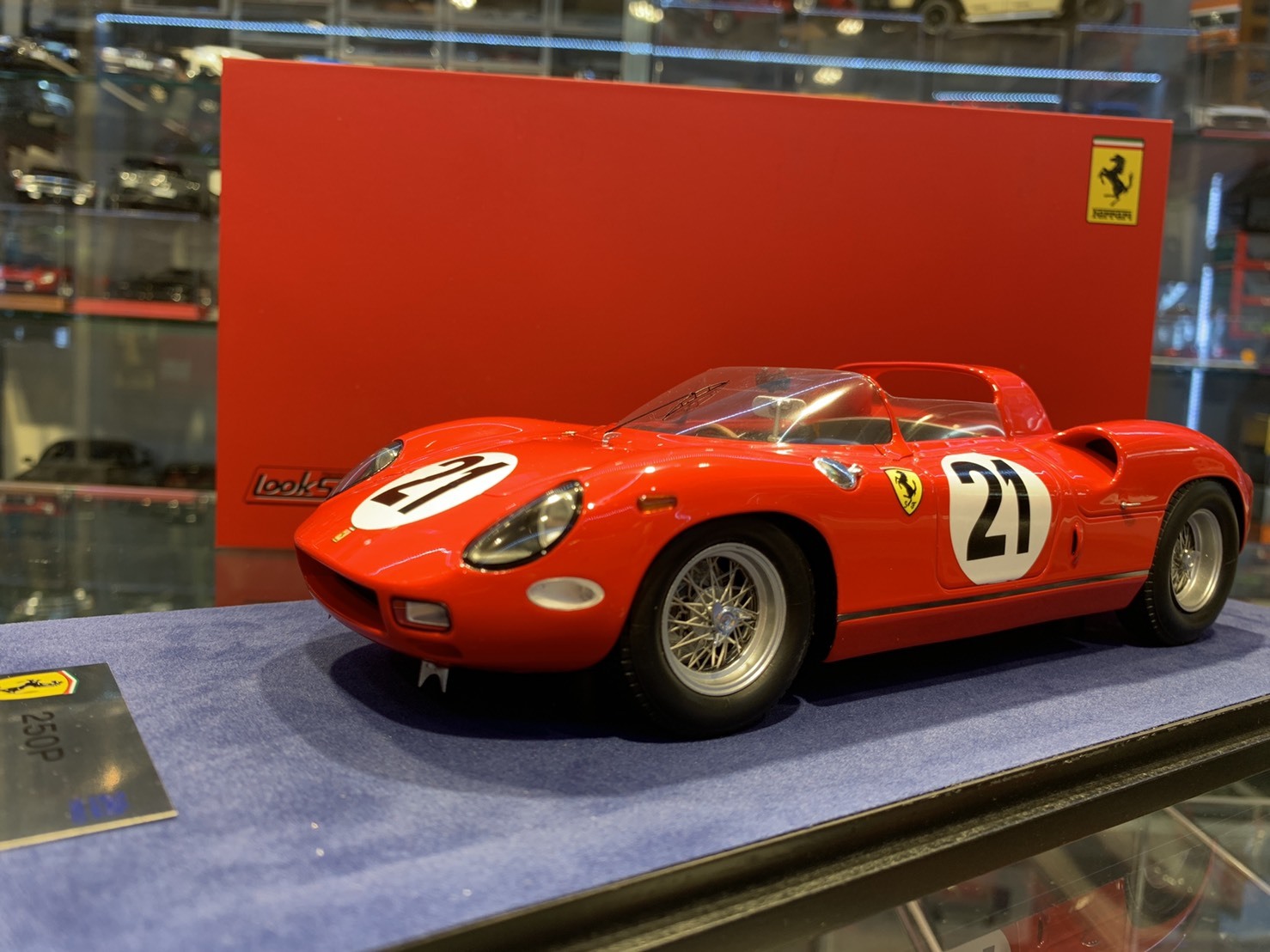 LookSmart LS18_LM06 Ferrari 250 P Winner Le Mans 1/18