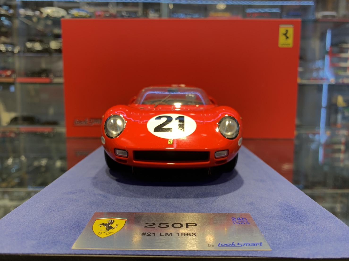 LookSmart LS18_LM06 Ferrari 250 P Winner Le Mans 1/18