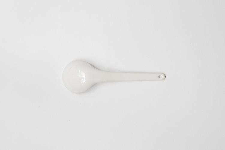 4th-market-radish 湯匙 spoon／白