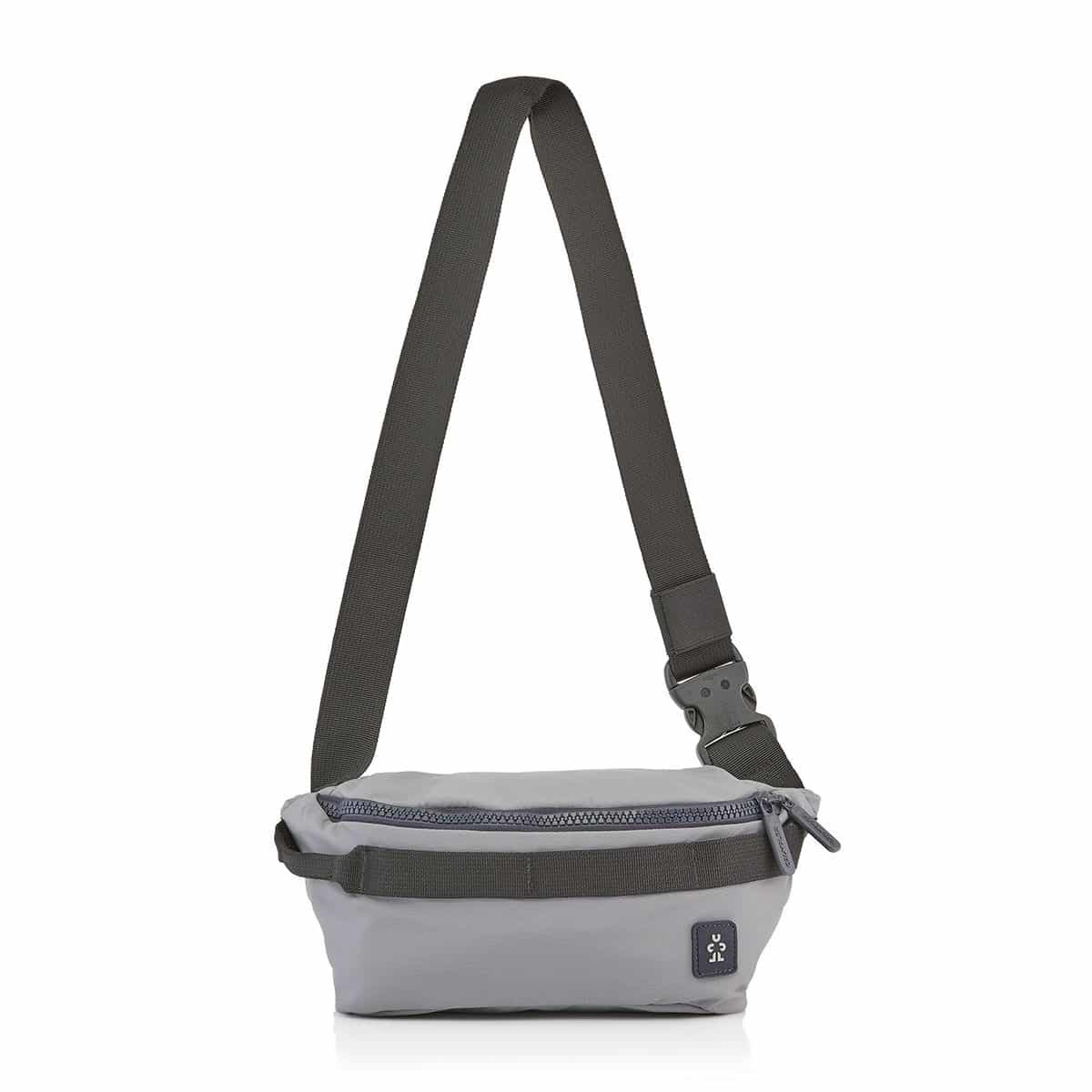 crumpler hip bag