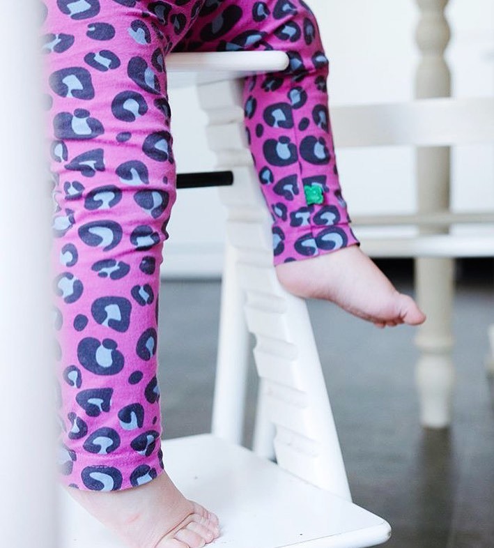 〖 Fred's World 〗紫紅豹紋緊身褲