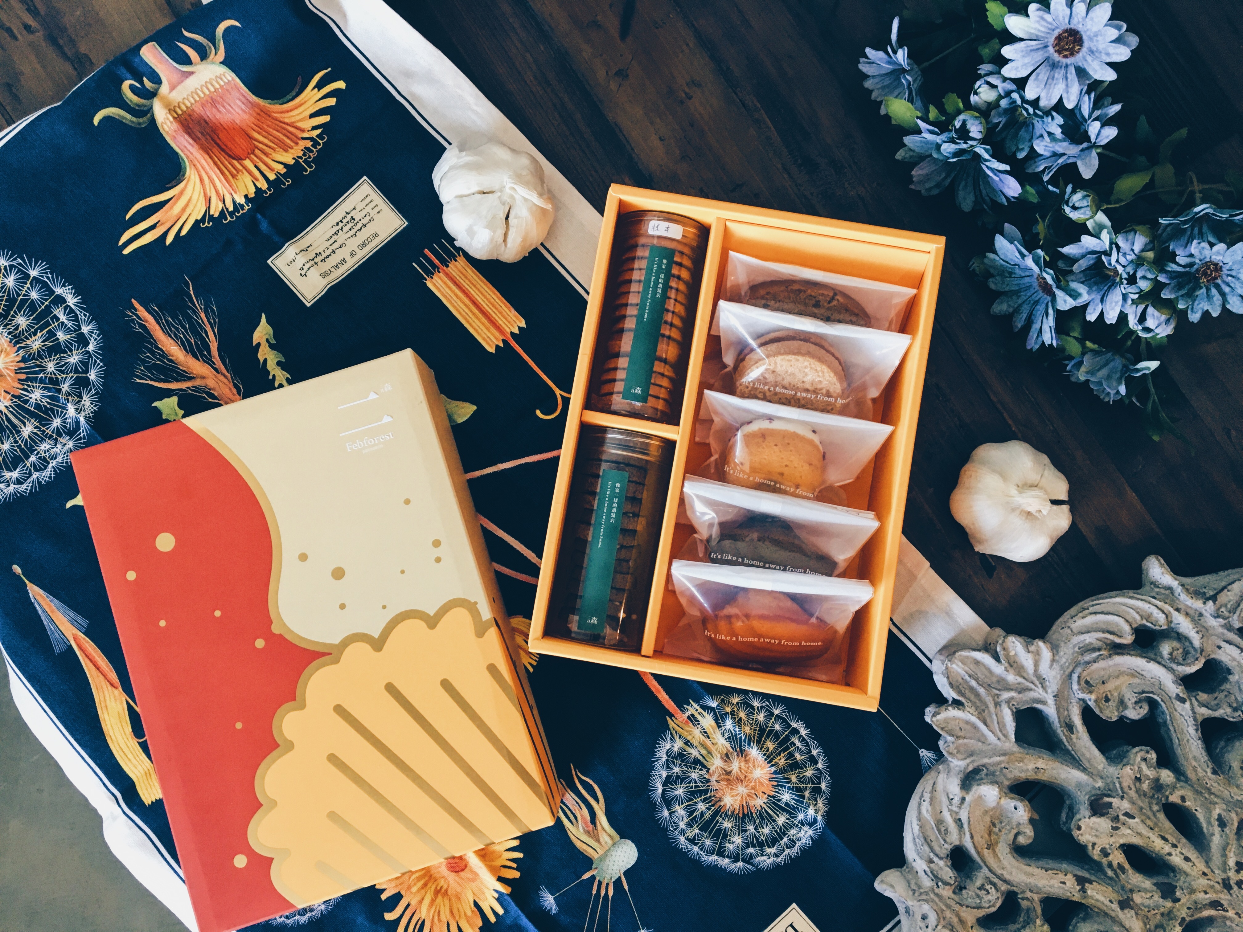 遊園7入禮盒  (手工餅乾+蛋糕版)