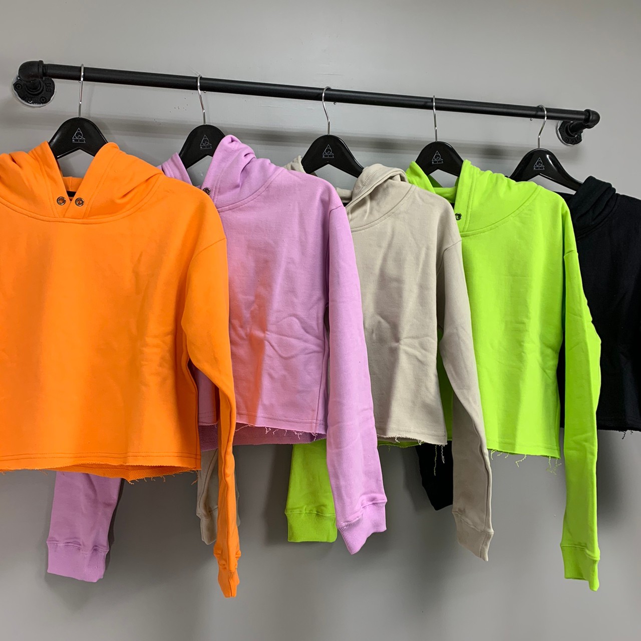 短版 不修邊 帽T