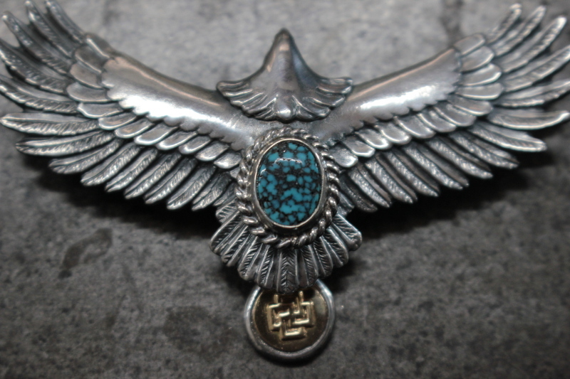 SE-821 鷹配蜘蛛網王松石大鷹