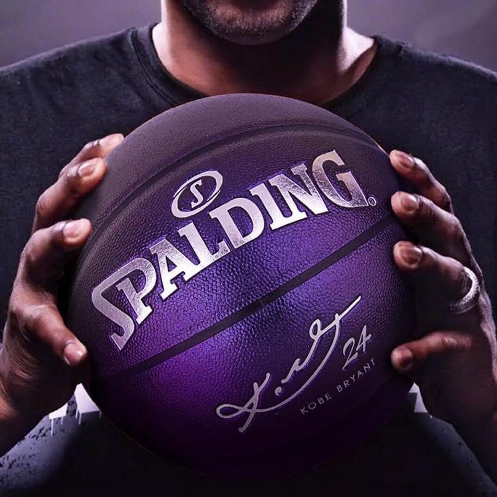 Spalding x Kobe Bryant 94 Series 高比拜仁簽名紀念版籃球閃紫