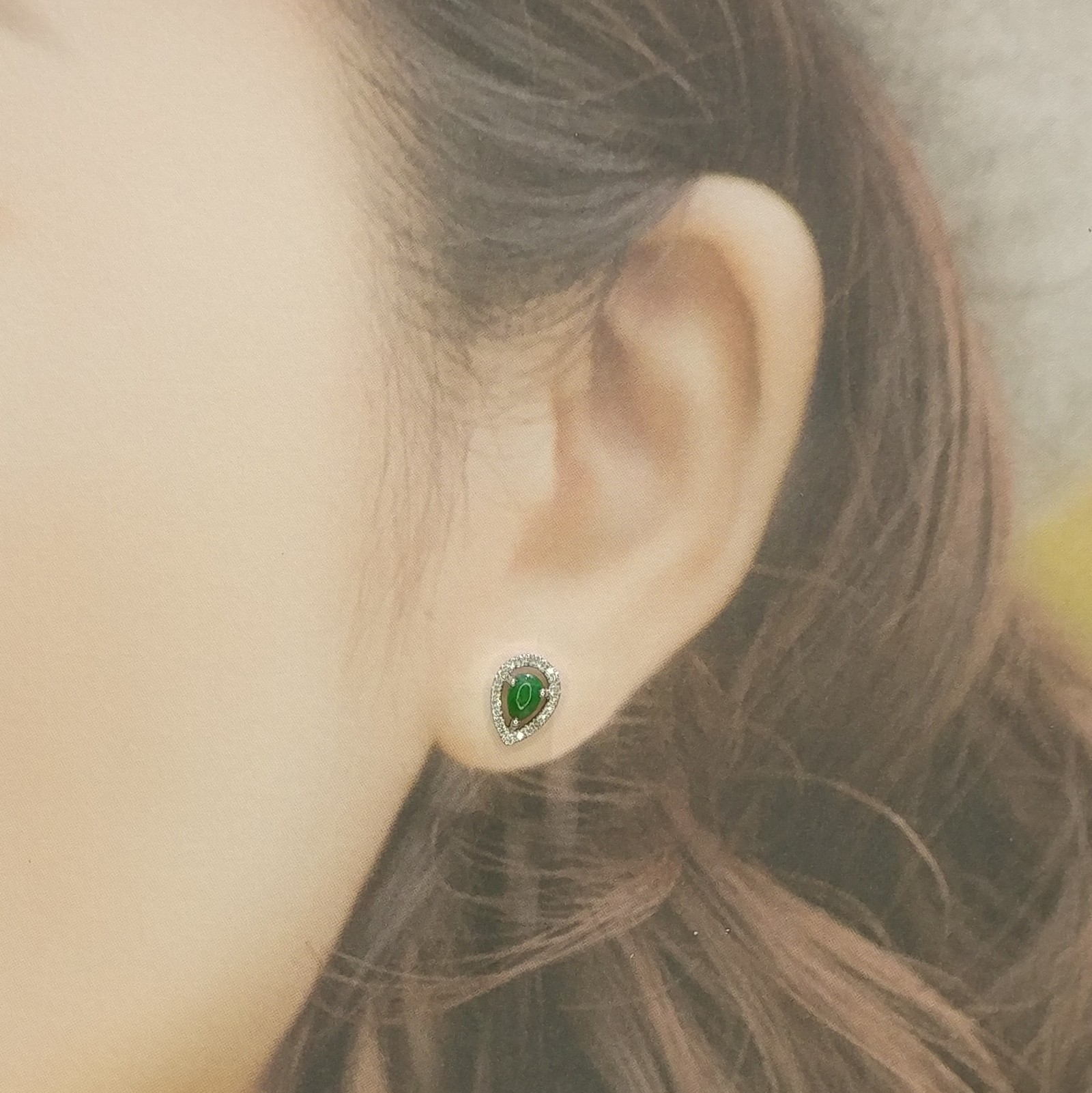 全新18K白金翡翠配16份鑽石耳環