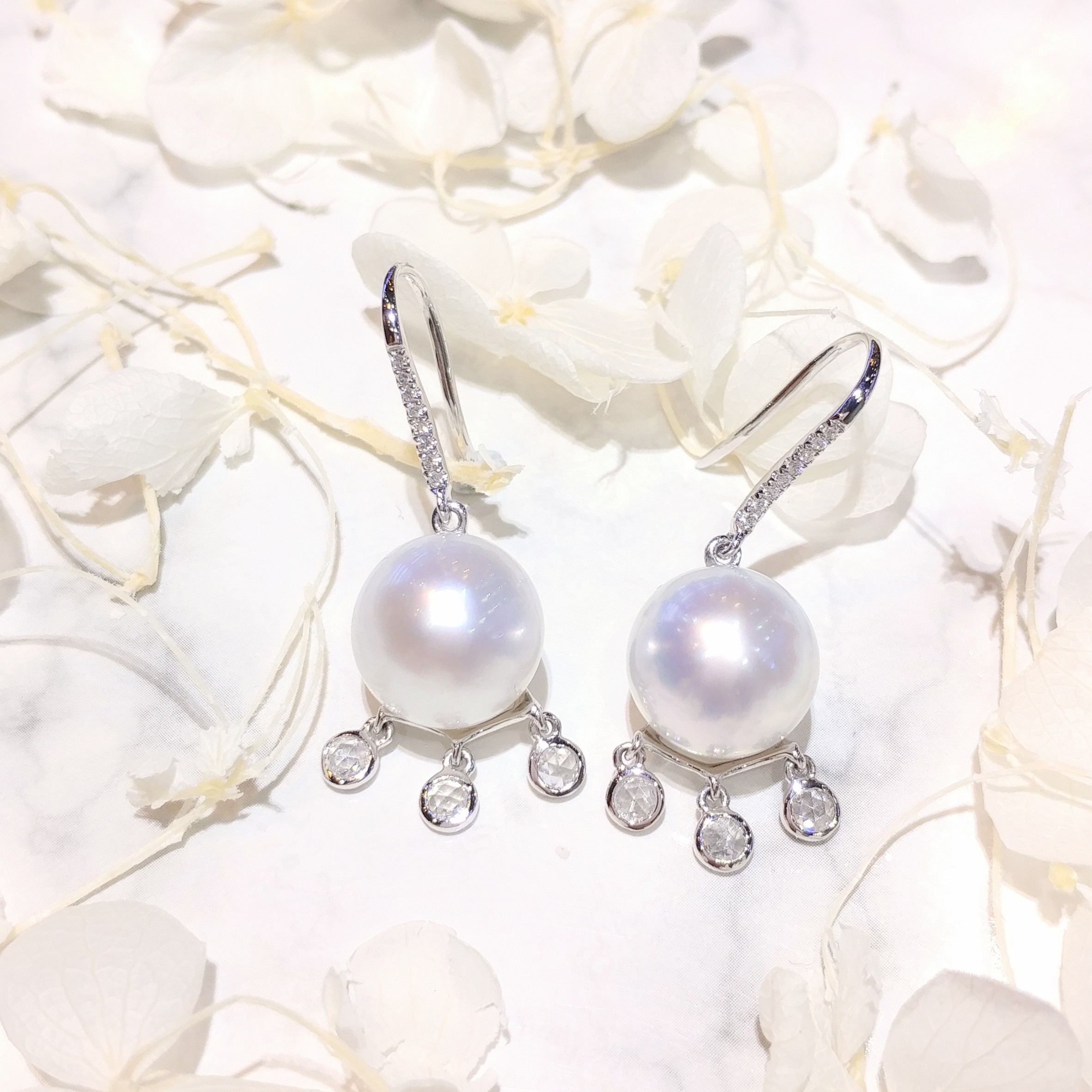 全新18K白金南洋白珍珠配31份鑽石耳環