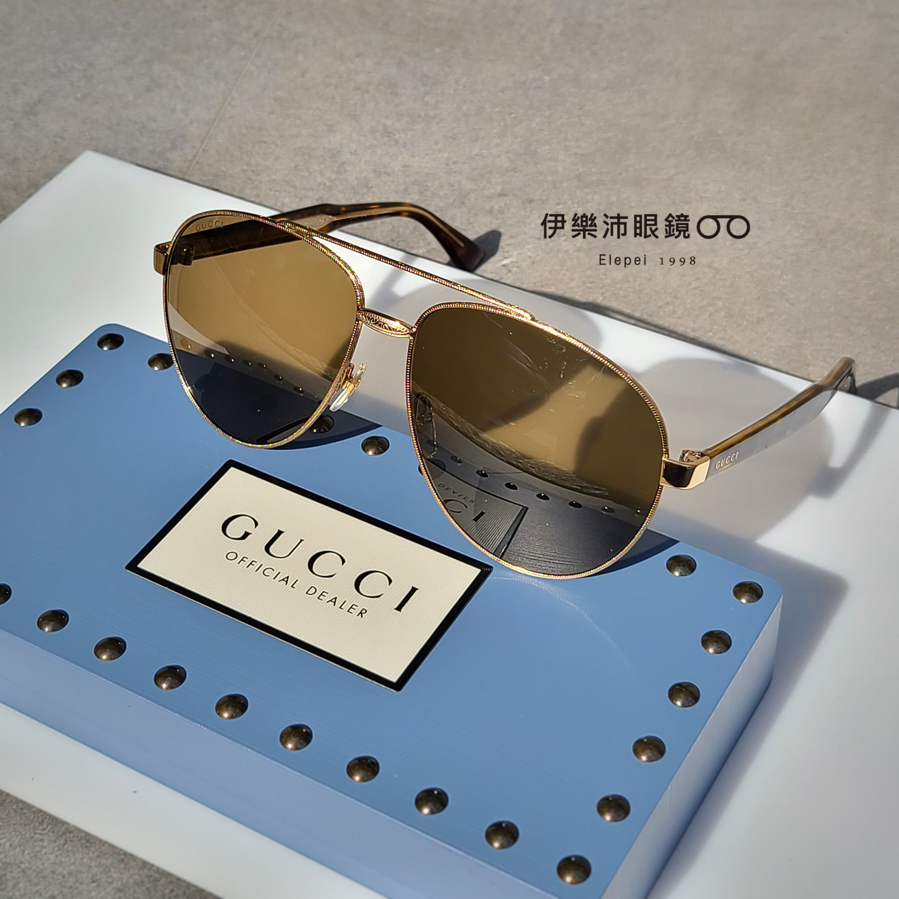 GUCCI GG0054S