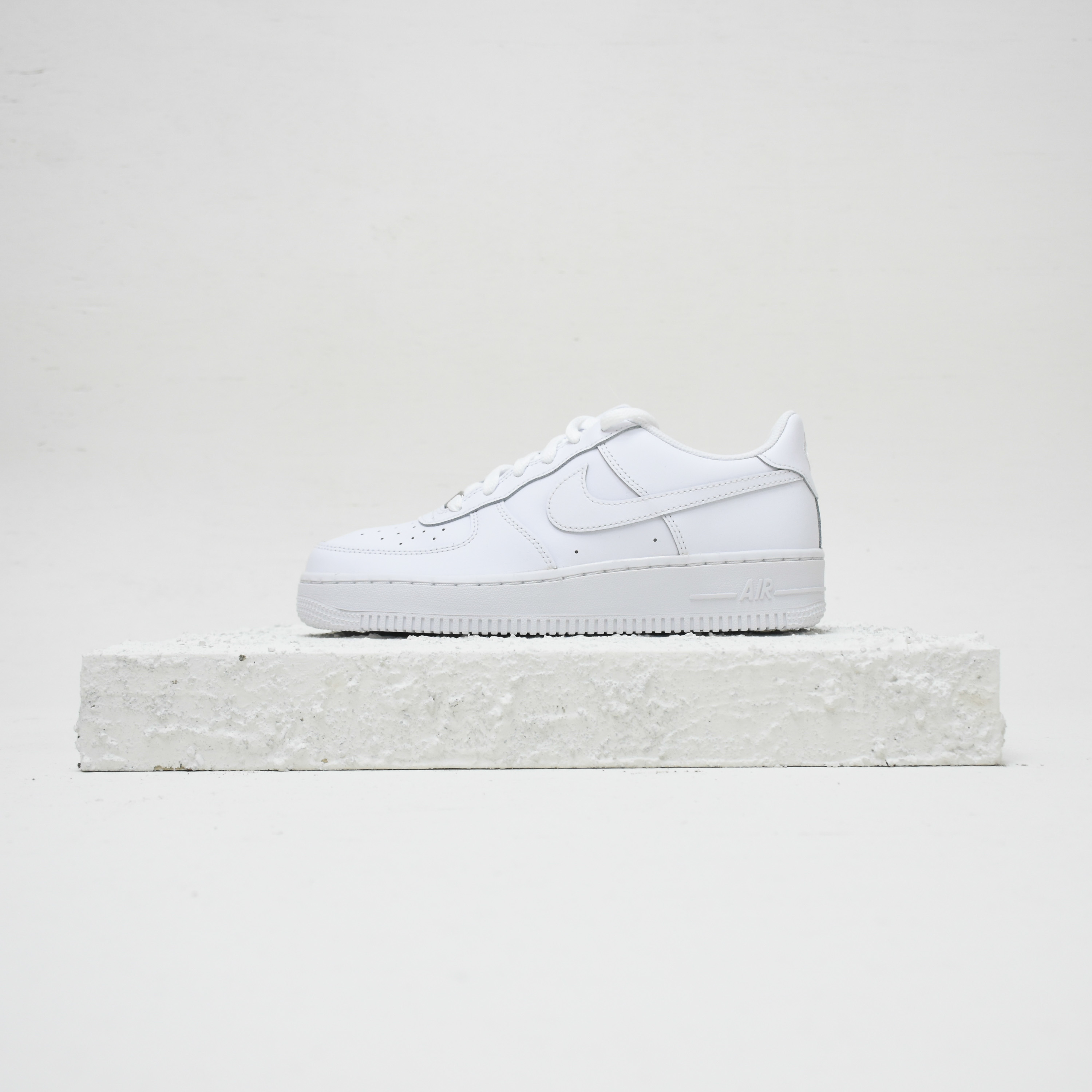 Nike Air Force 1 女鞋 WMNS 全白 DD8959-100
