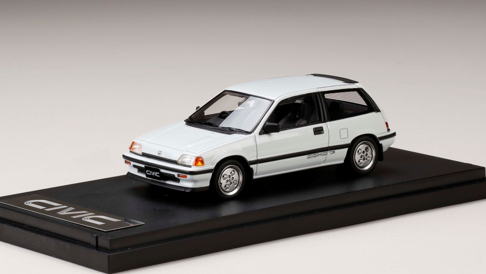 1/43 MARK43 Honda Civic Si (AT) 1984 (Wonder Civic) White (PM4399W)