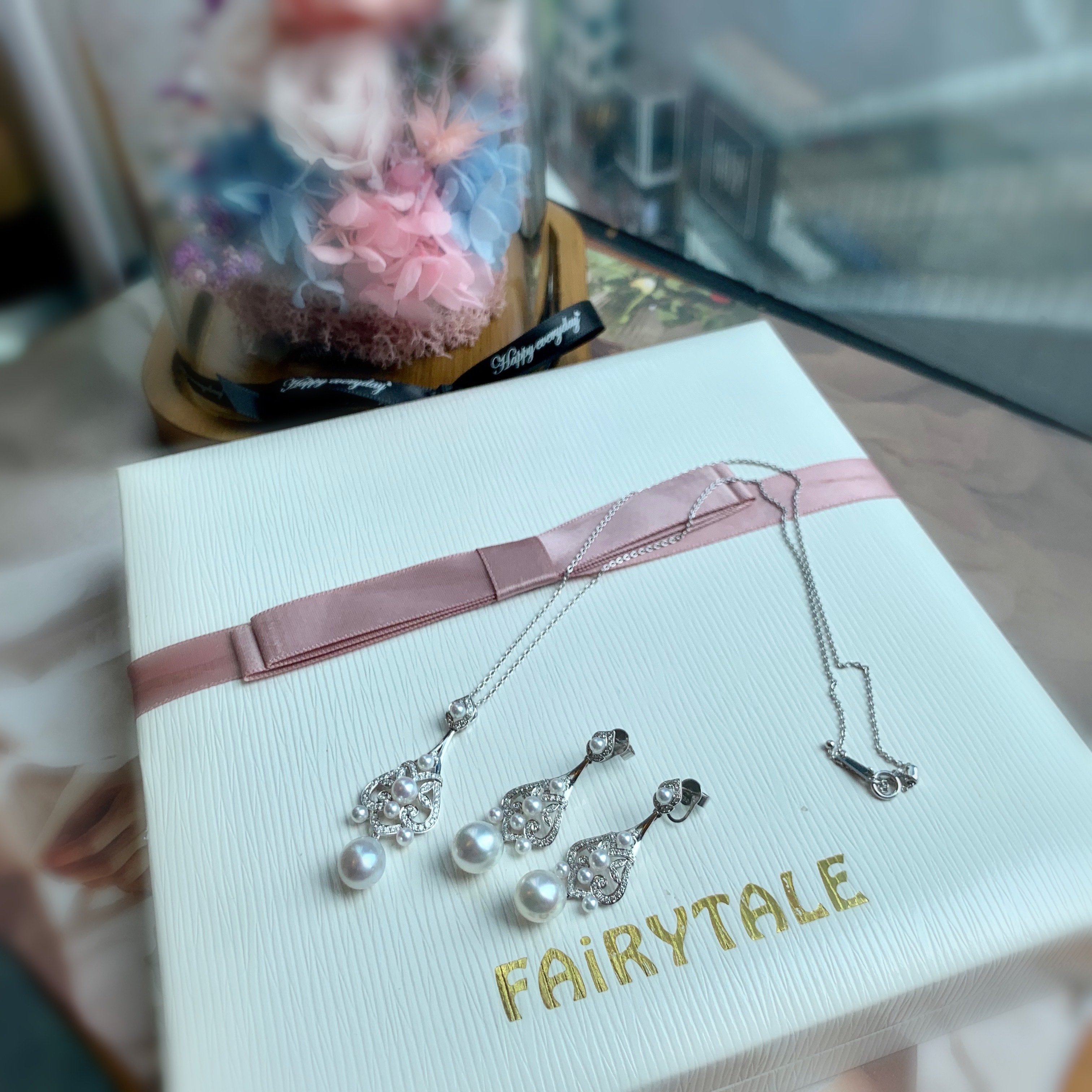 彩凜珠設計系列 - 18K金日本彩凜珠+南洋白珠鑽石套鍊/耳釘