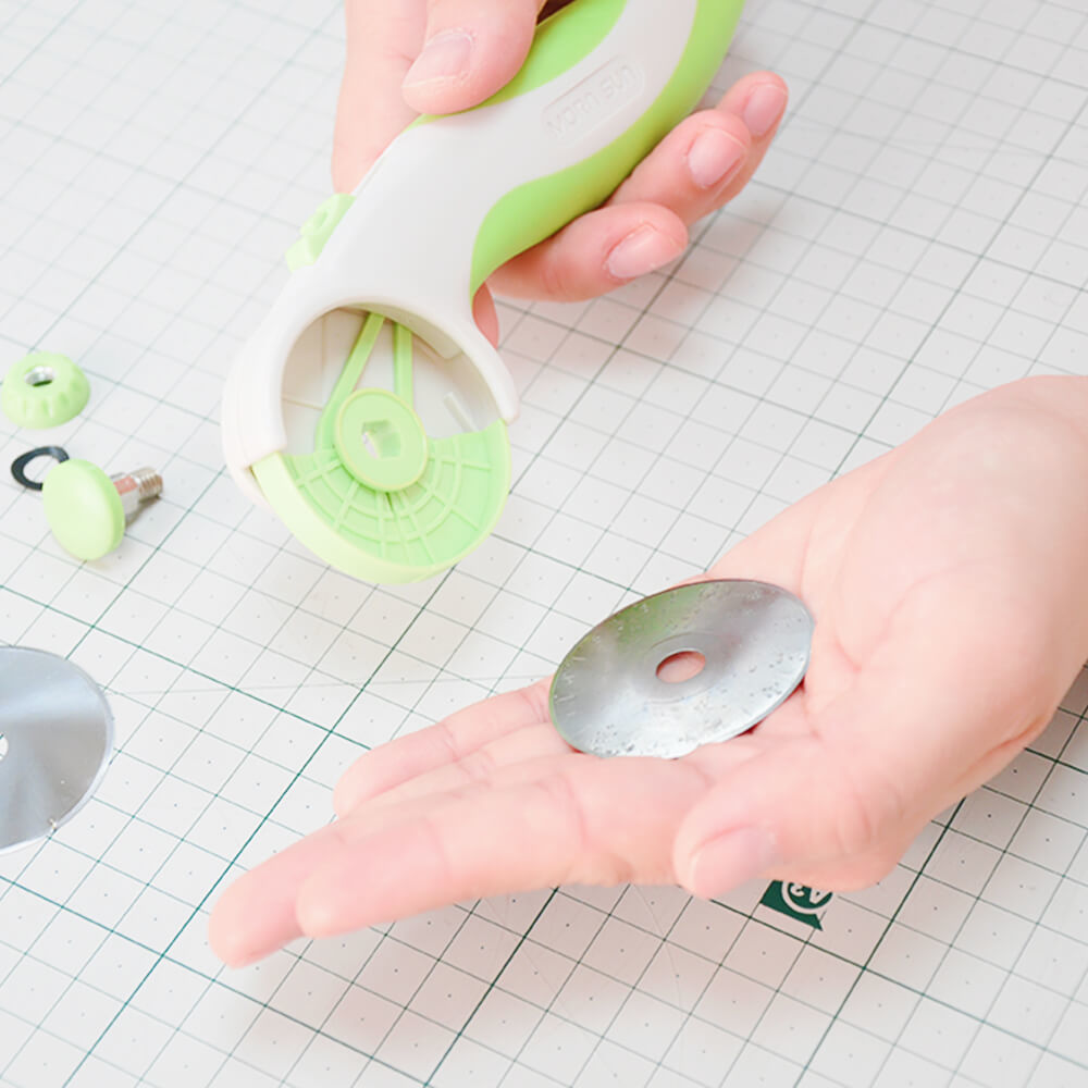 【45mm 拼布圓刀替換刀片】  自動圓刀刀片 輪刀/拚布刀/ 滾刀 (1片裝)