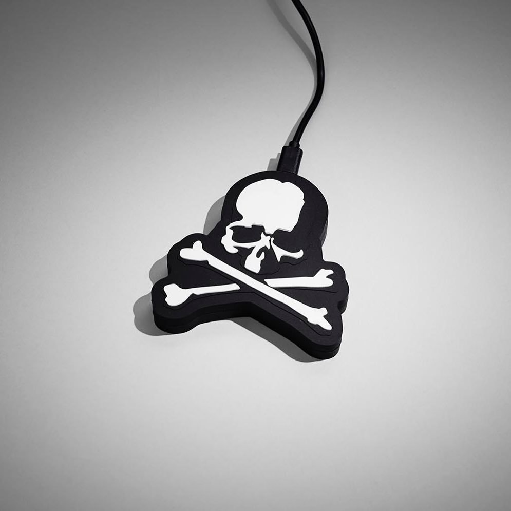 MASTERMIND JAPAN MMJ ABSOLUTE MOJIPOWER 無線充電盤