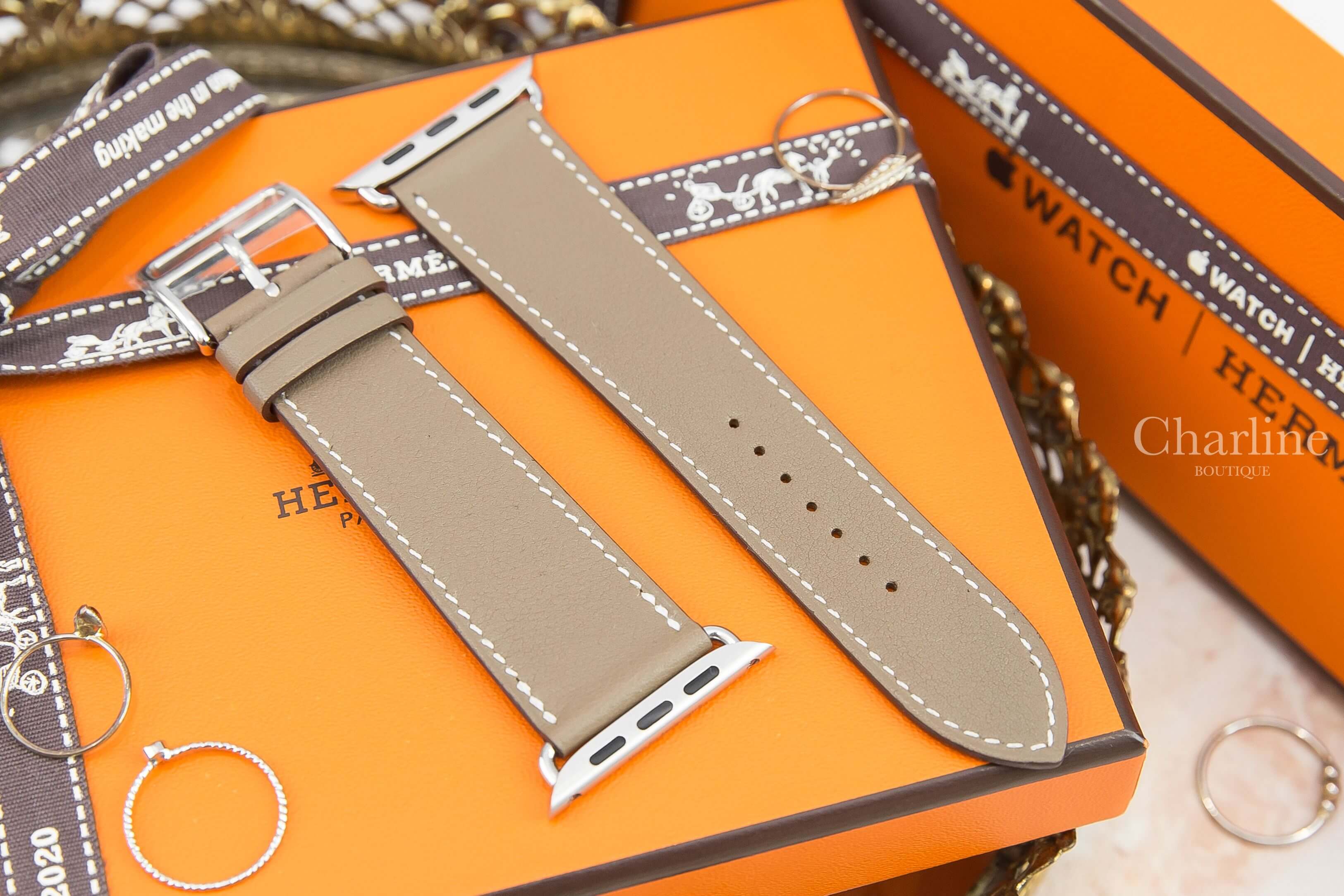 Hermès Band Apple Watch 大象灰小牛皮錶帶-Charline Boutique Hermès Band Apple Watch 大象灰小牛皮錶帶-Charline Boutique