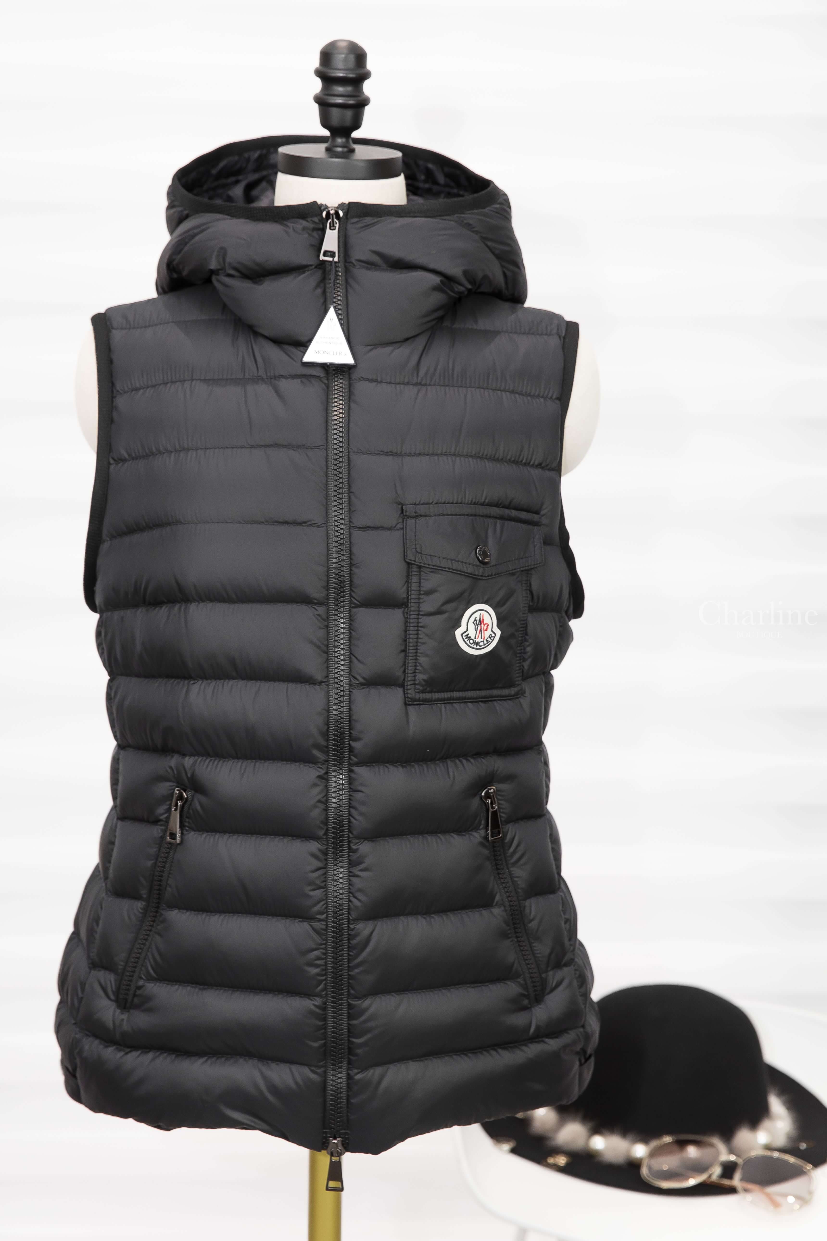 Moncler Glyco 黑色連帽拉鍊羽絨背心