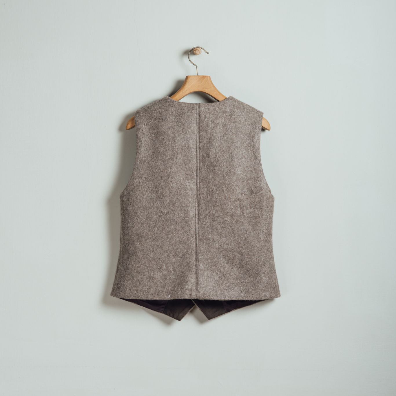 犛牛絨背心｜手工毛氈－灰色｜中國藏區