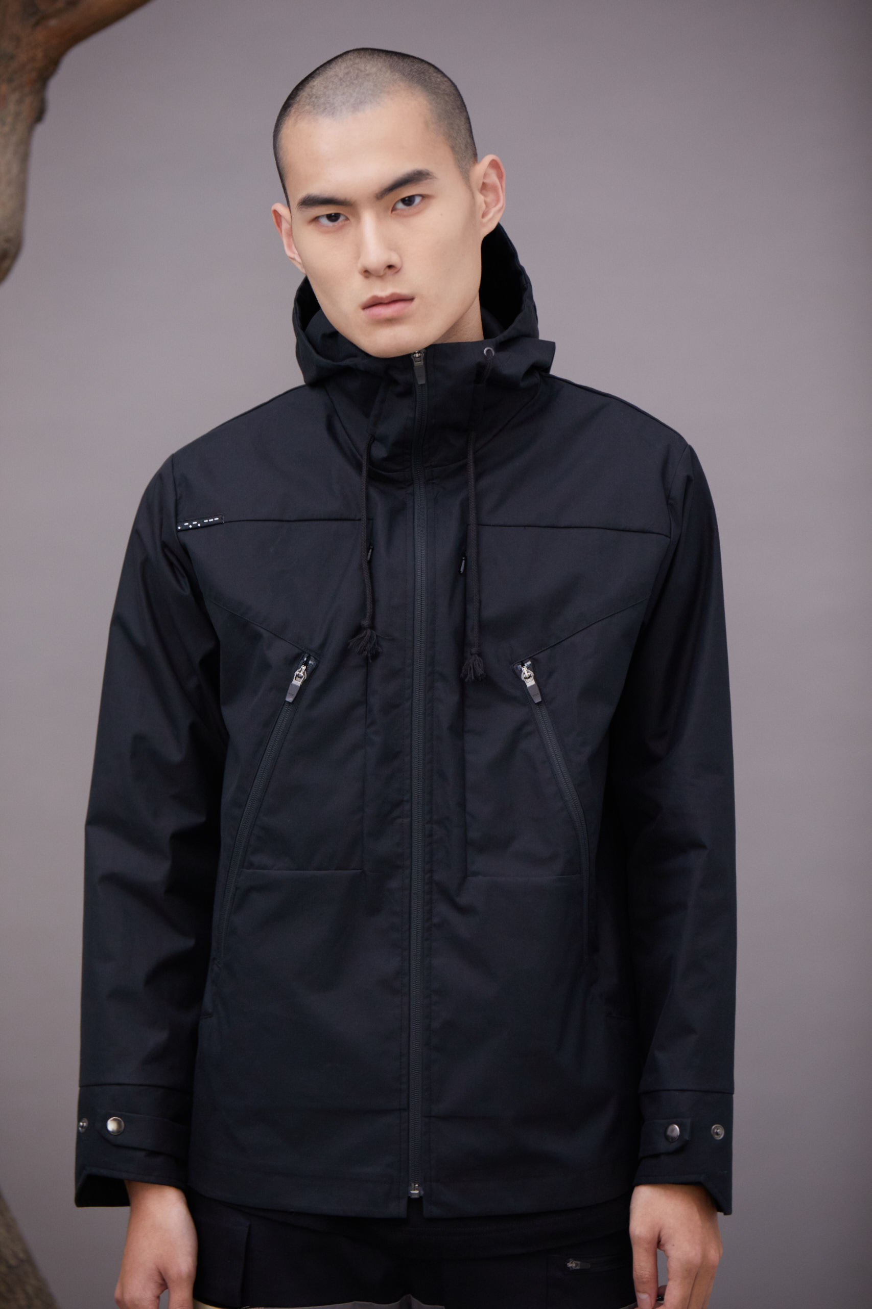 防水六角括號連帽外套 - 黑 (Xpore)