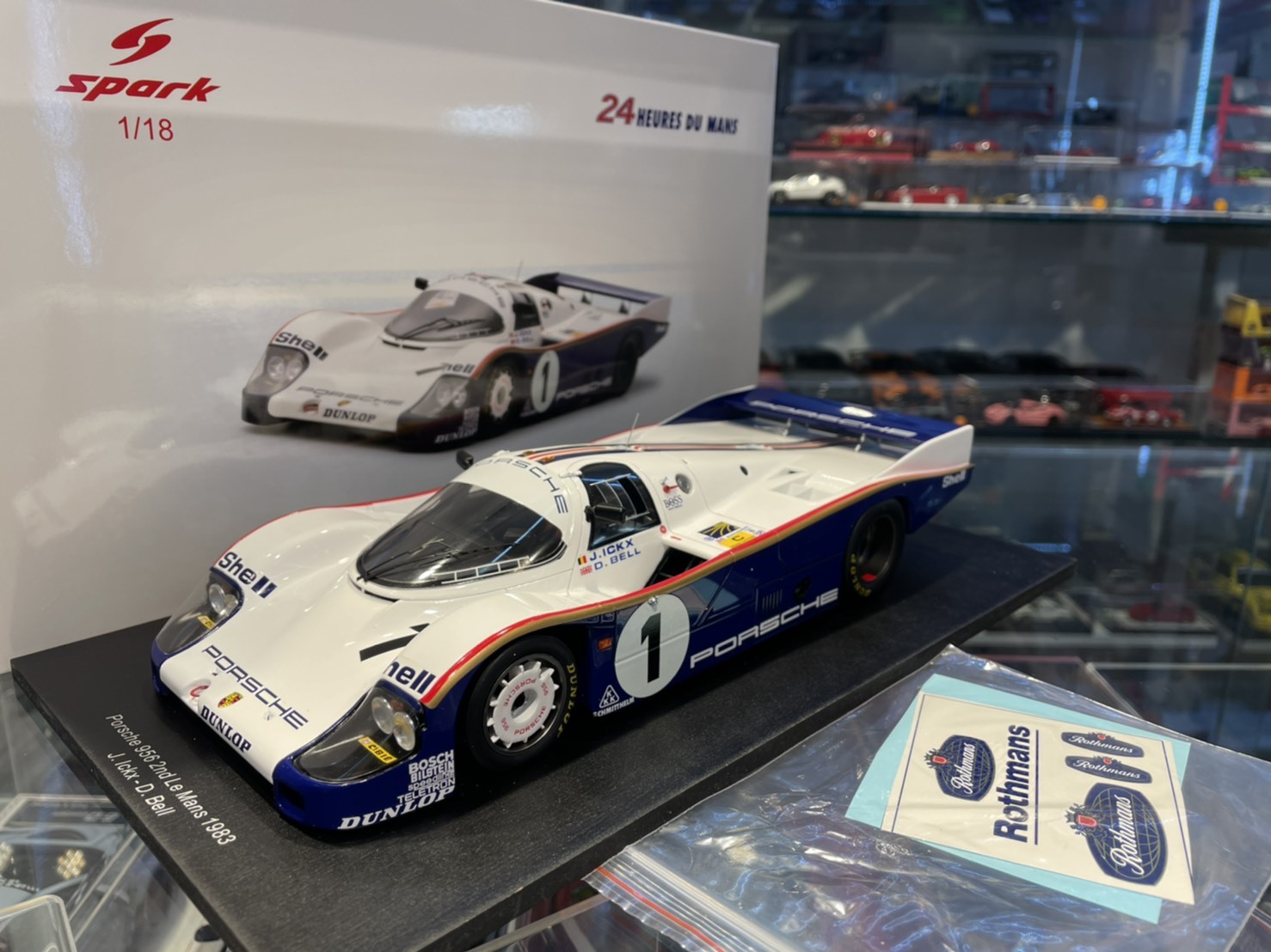Spark 18S425 Porsche 956 #1 2nd 24H Le Mans 1983 1/18