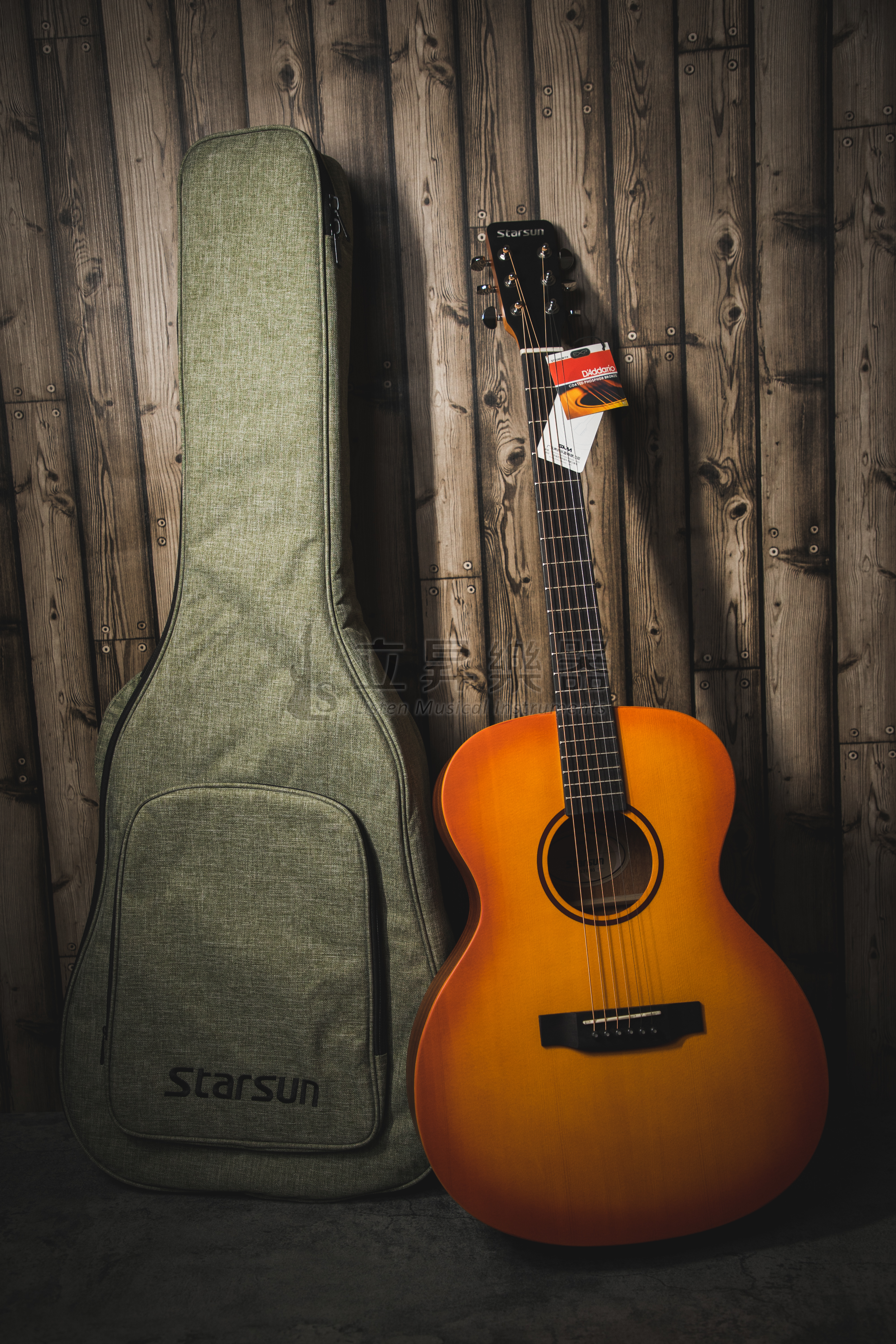 Starsun STARSUN S1SOM 木吉他 雲杉面單 番茄炒蛋色 (附原廠15mm厚袋) 第 4 張圖片｜三峽吉他 / Bass