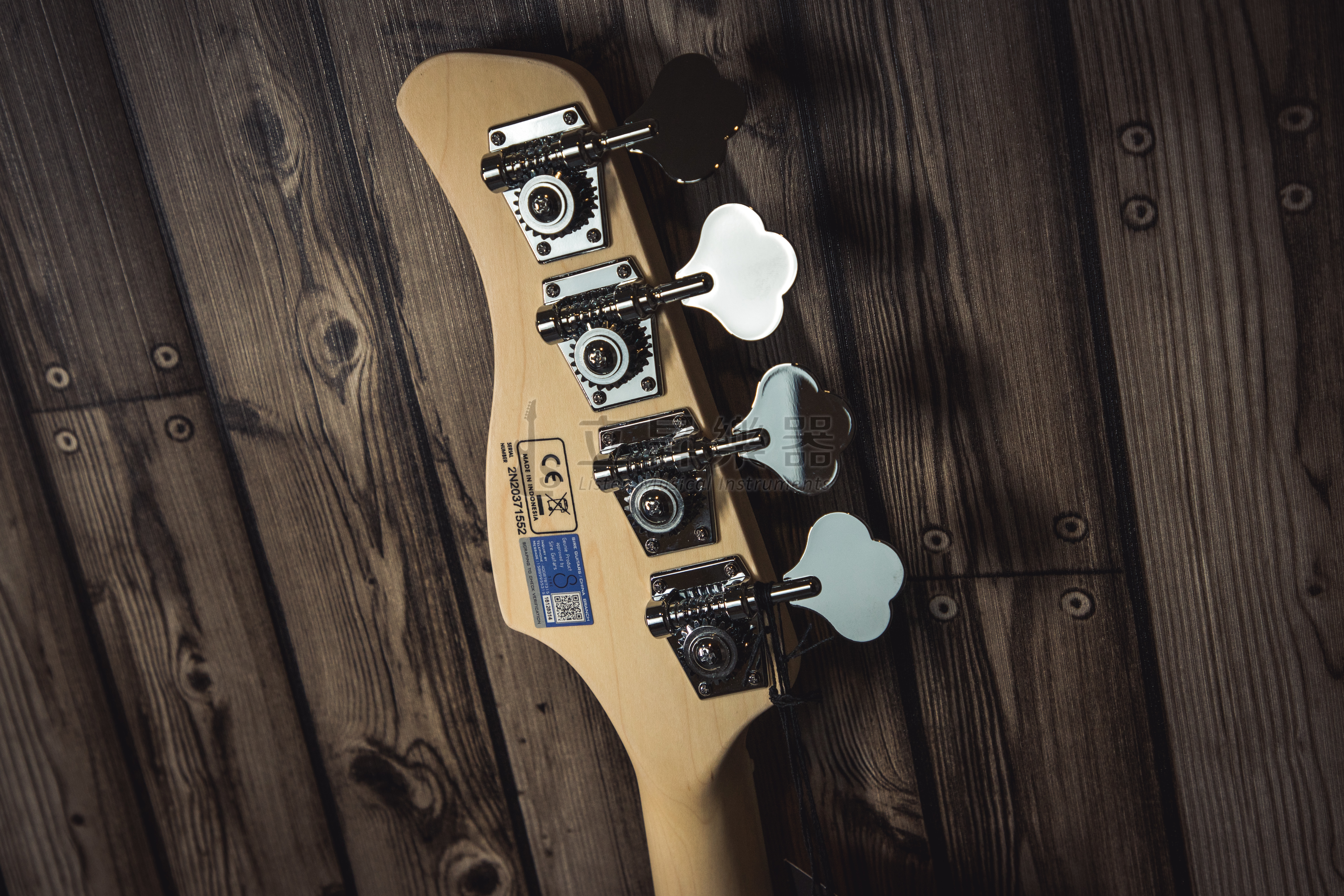 Sire Sire Marcus Miller V7 Swamp Ash-4 全新2代 拾音器主被動切換 電貝斯 (附原廠厚琴袋、拾音器蓋) 第 4 張圖片｜三峽吉他 / Bass