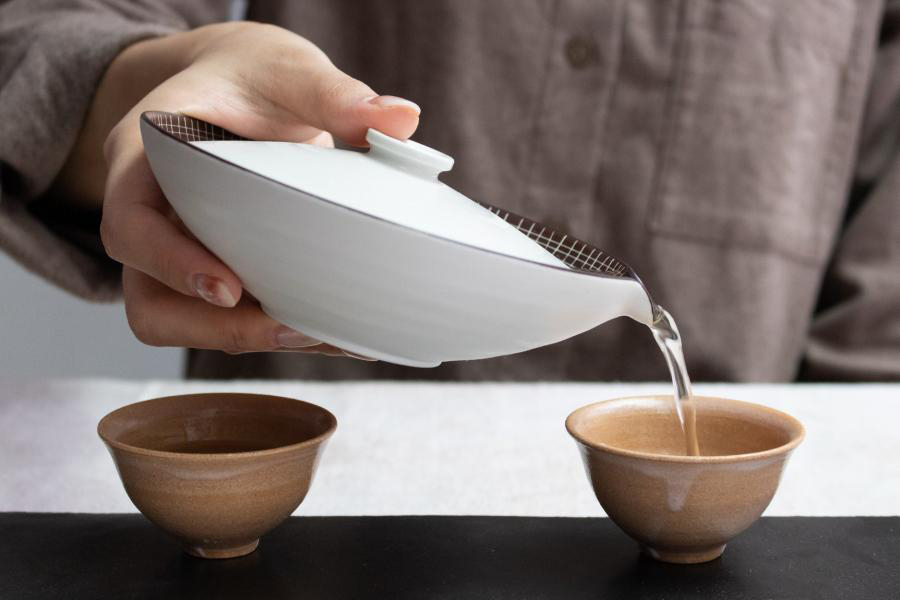 台湾  自然窯製 染付茶器 『玉露慮盃』 台湾 自然窯製 染付茶器 「玉露慮盃」 【公式通販】