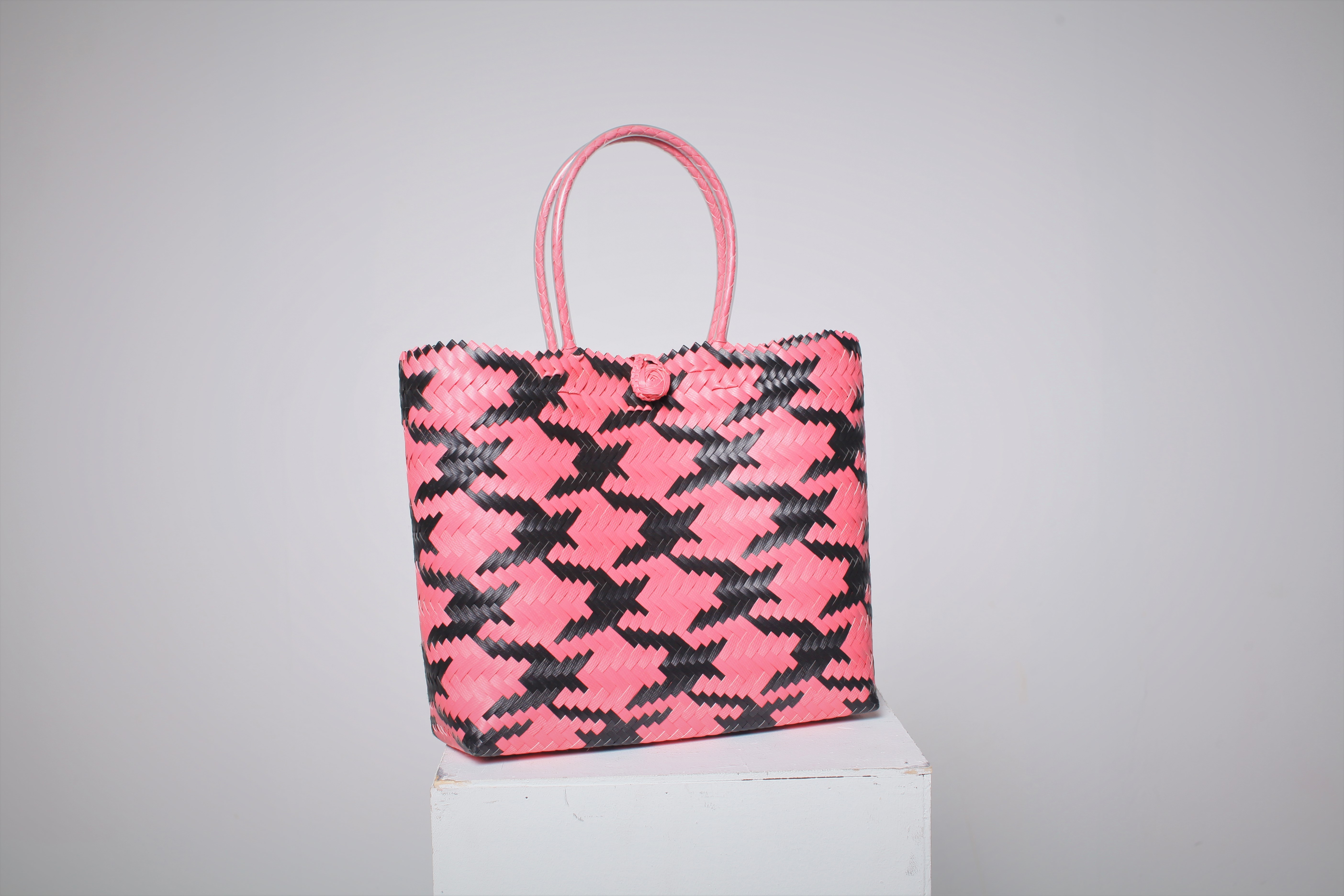 Penan Tote bird eye (assorted)
