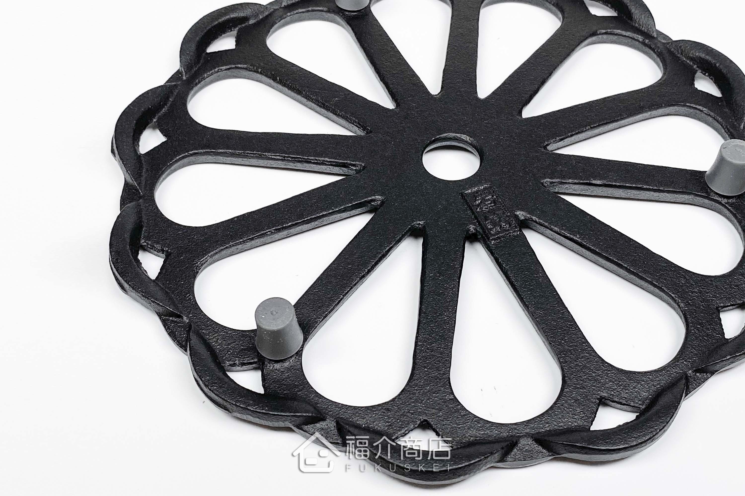 放茶壺或鍋子的鑄鐵隔熱墊