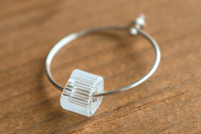 sorte glass-白條紋方形圓掛式耳環／S