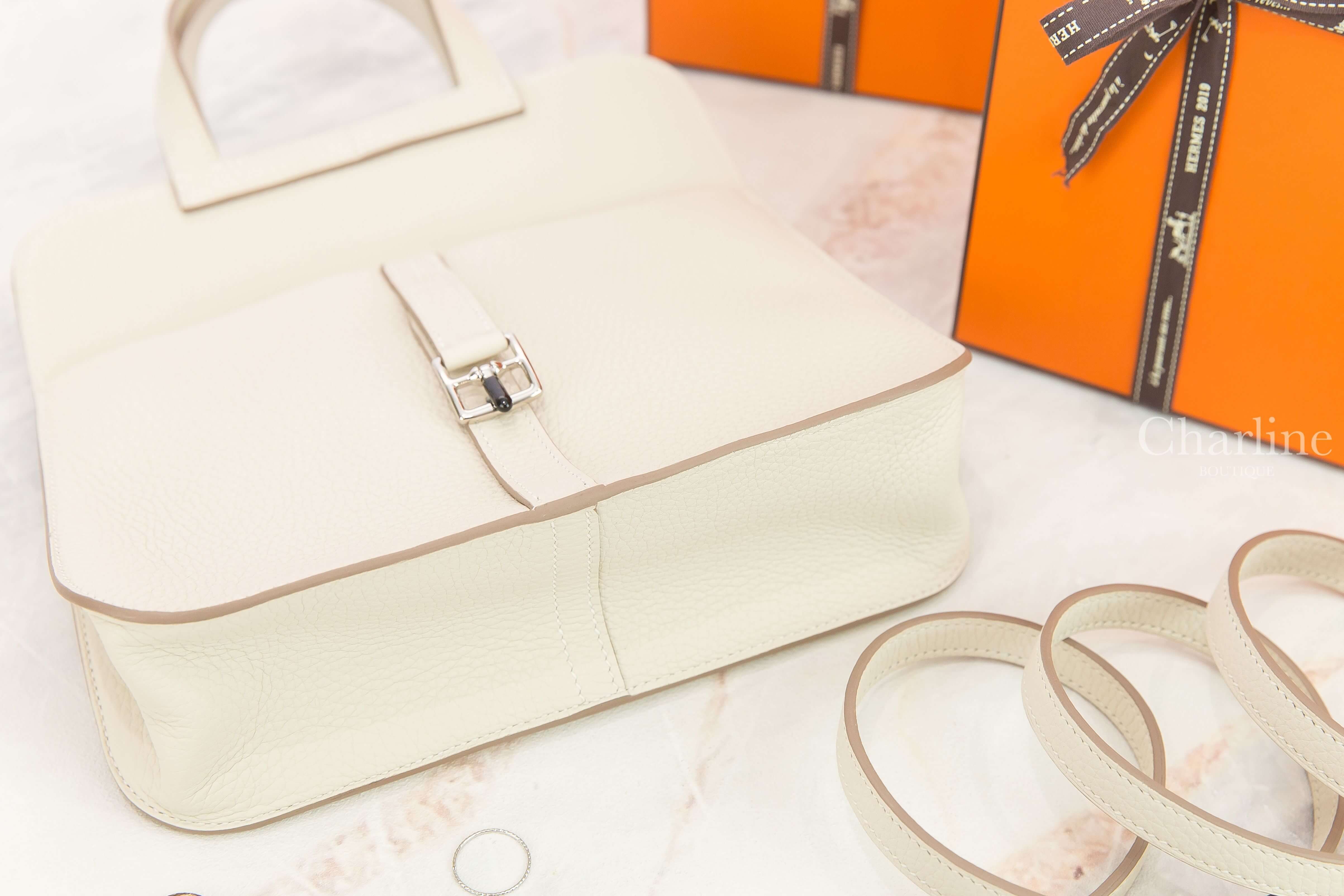 Hermès Halzan 25cm 10 Craie Taurillon Clemence 奶昔白銀釦手提肩背包-Charline Boutique 精品代購