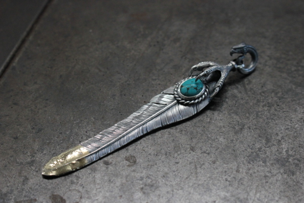 SE-522鷹腿+FM帶綠松石/金點羽毛吊墜