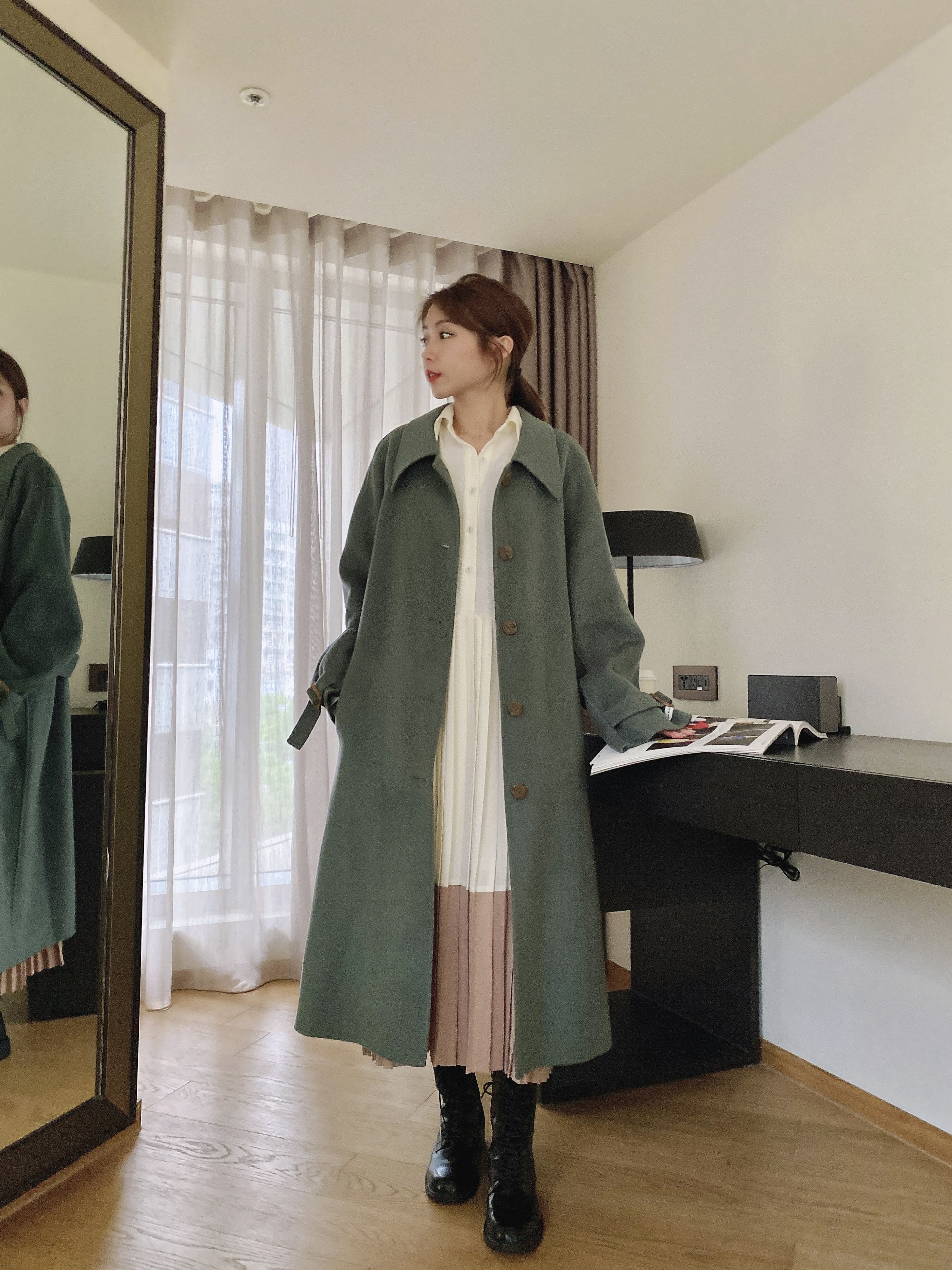 設計櫃雙色拼接百褶雪紡襯洋