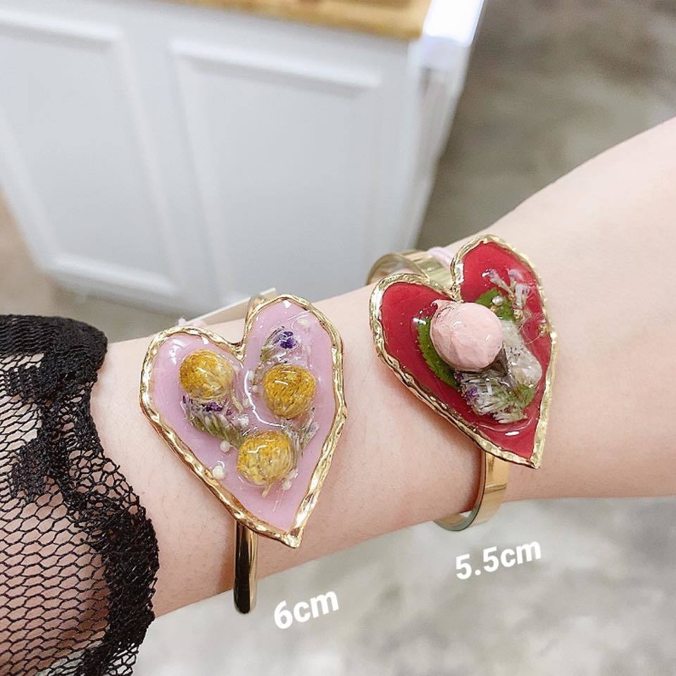 [手作家] 乾花封入心形手鐲