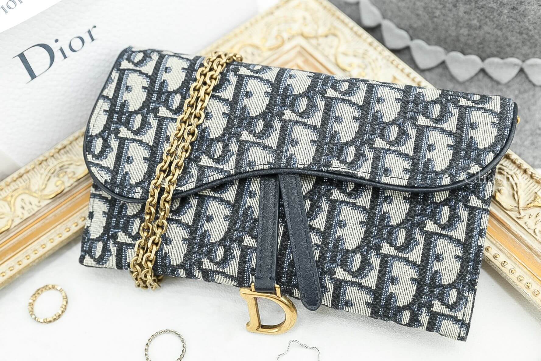 Dior Saddle Wallet 深藍色復古牛皮帆布馬鞍鍊帶長夾-Charline Boutique 精品代購