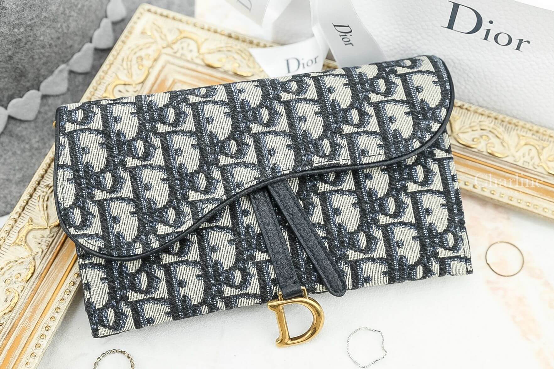 Dior Saddle Wallet 深藍色復古老花小牛皮帆布馬鞍鍊帶長夾