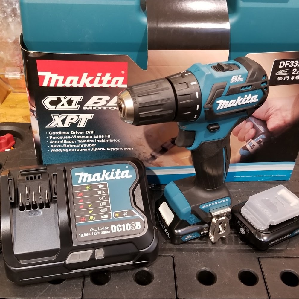 Makita牧田  12v BL電批（兩電1充)#DF332DSAE 價格調整(牧田)： 達人店益街坊，牧田12v套裝及部份18v產品以最貼近成本優惠價發售，若供應商日後有任何價錢調整，本店將會自行跟隨而不作另行通知。(以供貨價為準)