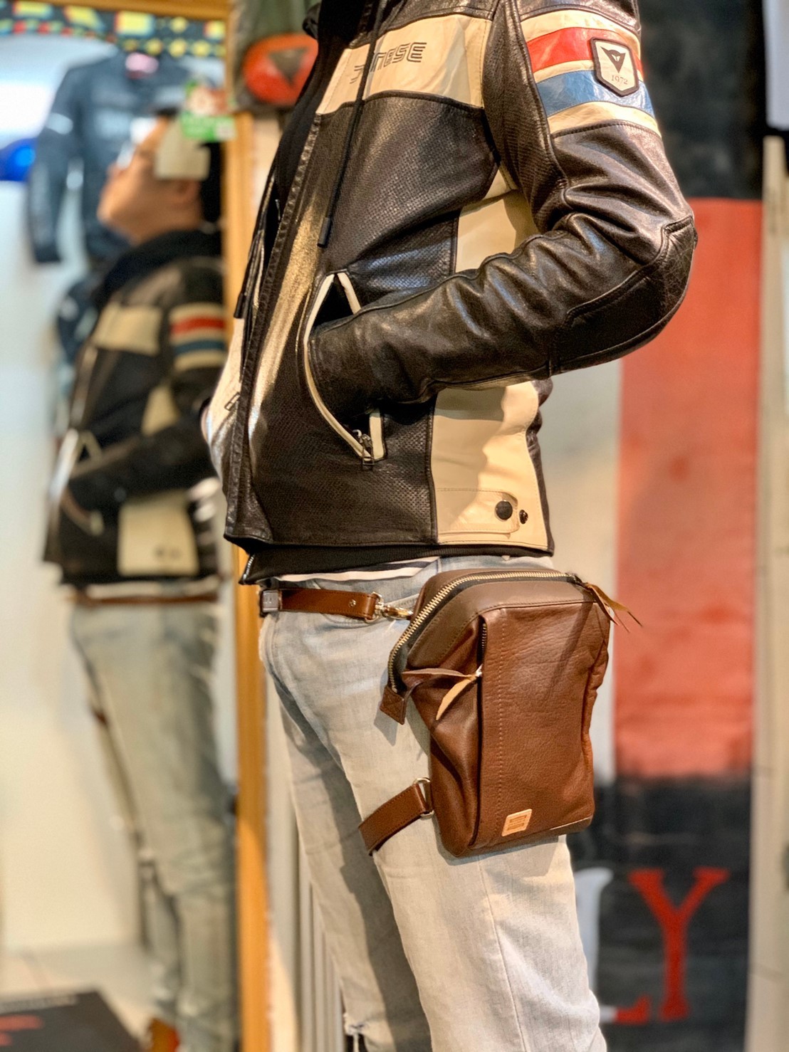 DEGNER W-101 棕色 皮革腿包