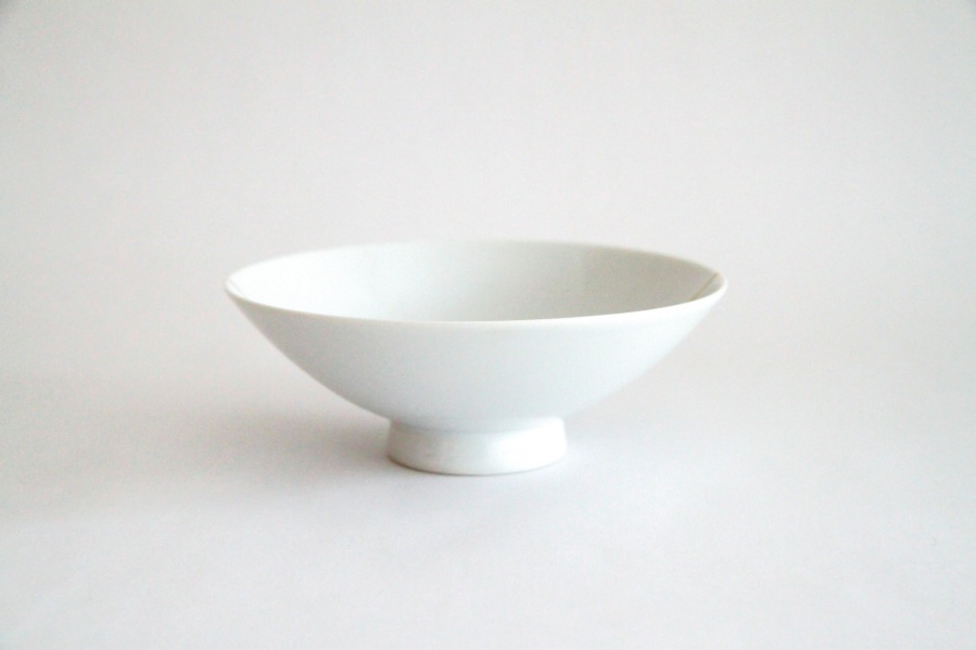 白山陶器-平茶碗 A-4 白底黃單直