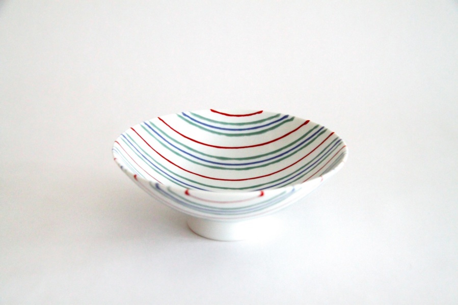 白山陶器-平茶碗 AI-3 白底彩長直