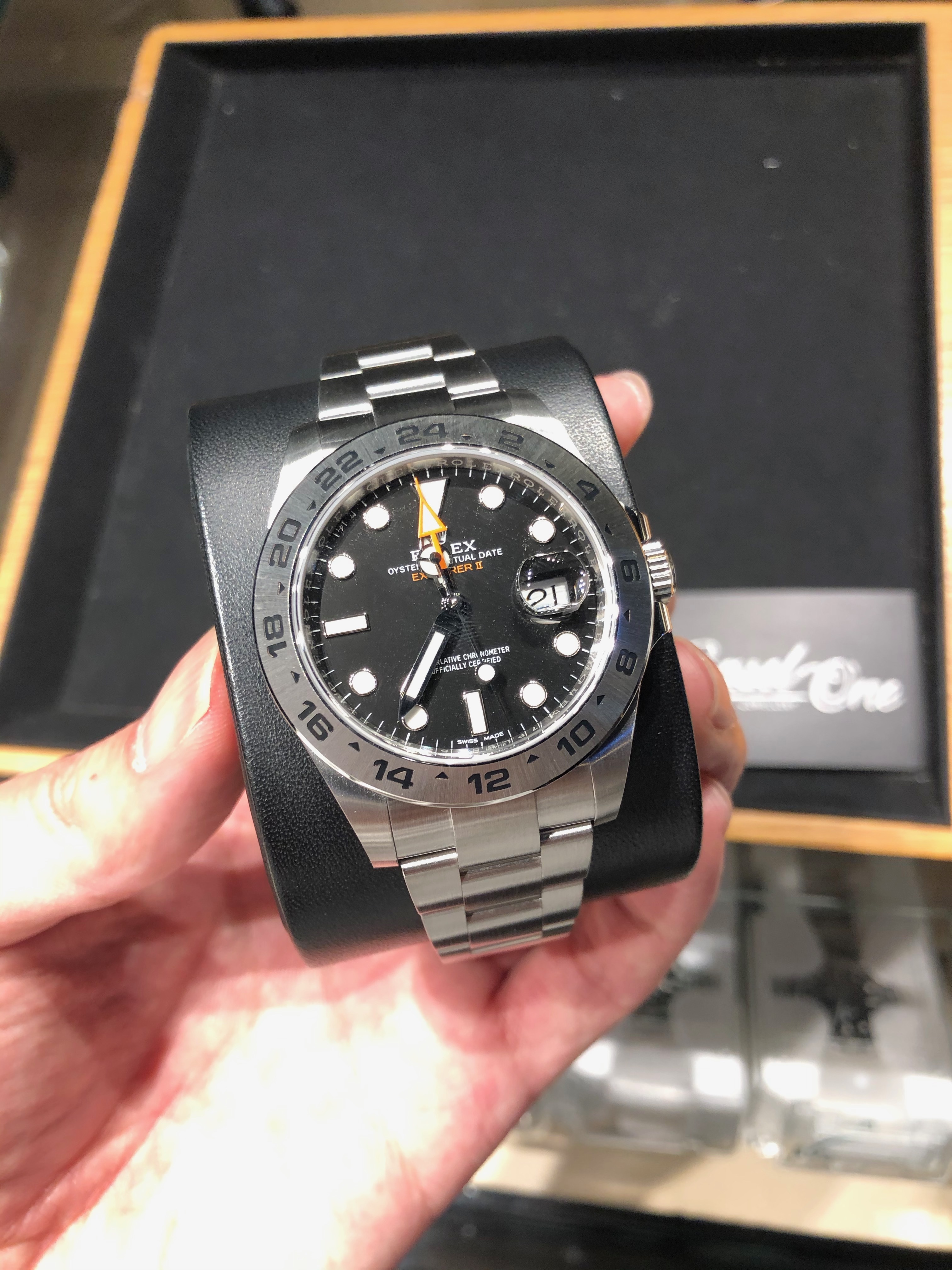 rolex datejust 28mm yellow gold