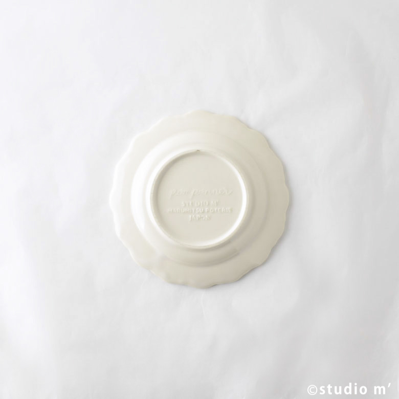 STUDIO M'-POMPONNER花型浮雕盤15cm/白