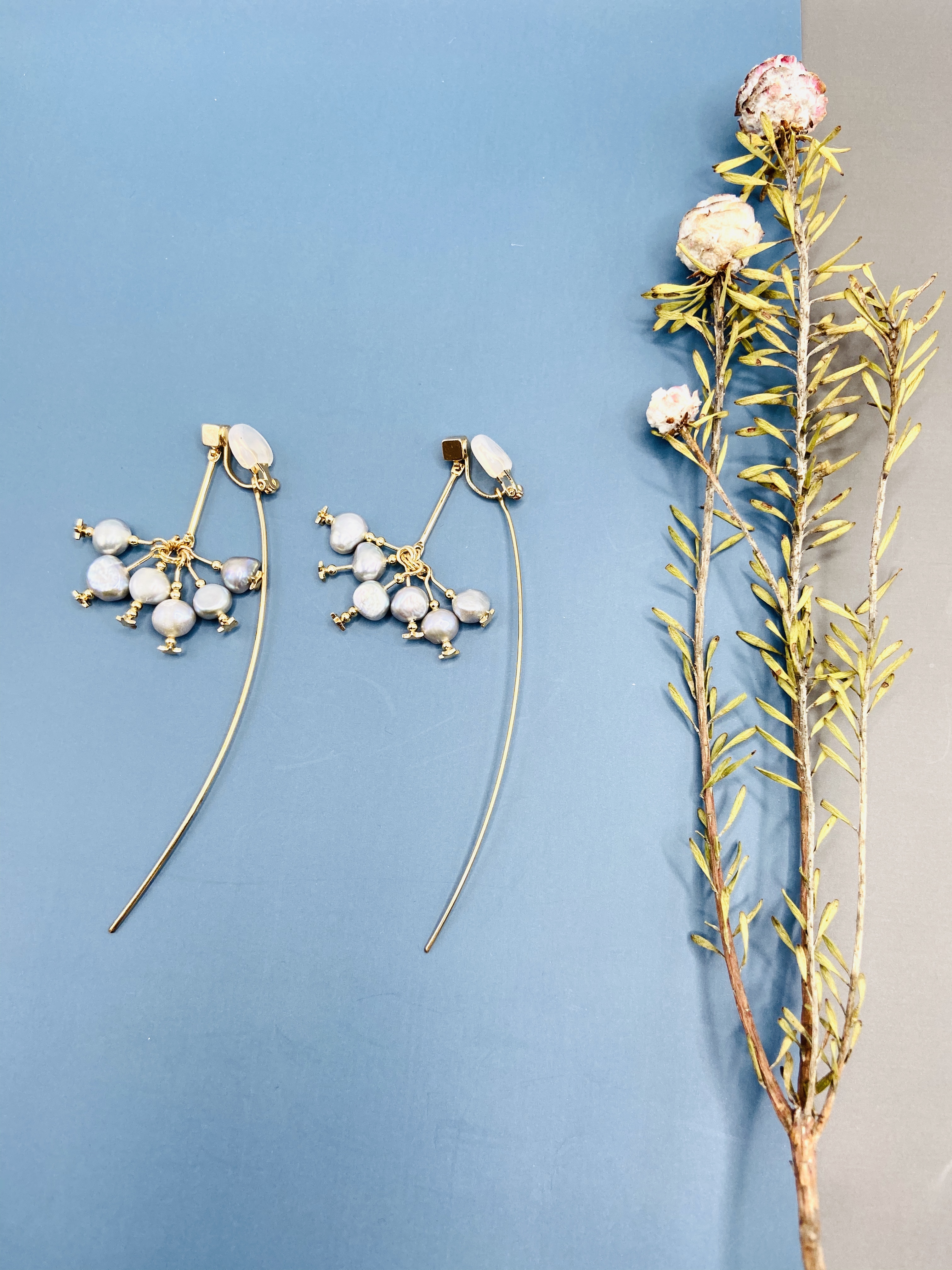 COLE COOL優雅淺灰色淡水珍珠14kgf流星耳環耳夾