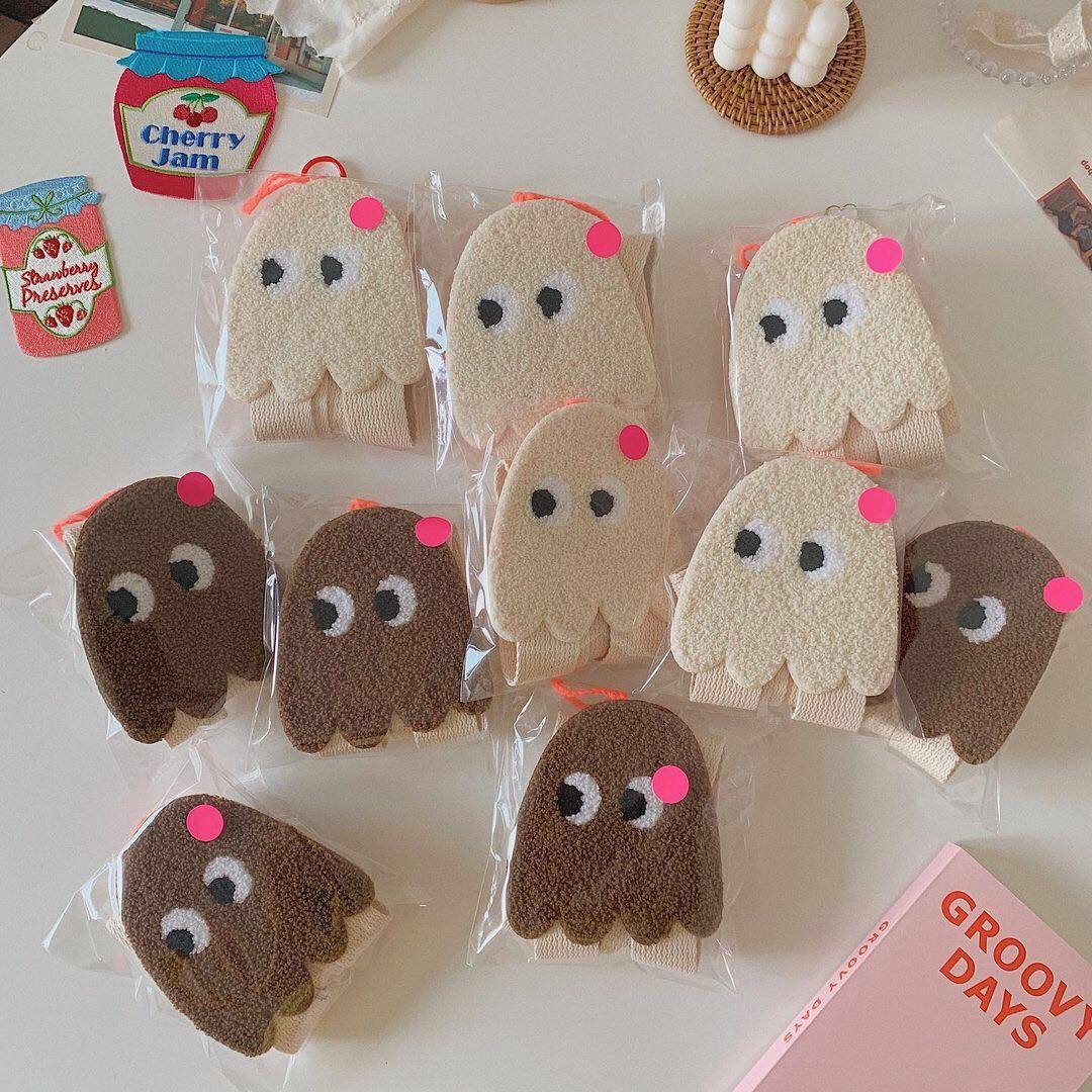 Ghost Hair Clip Storage