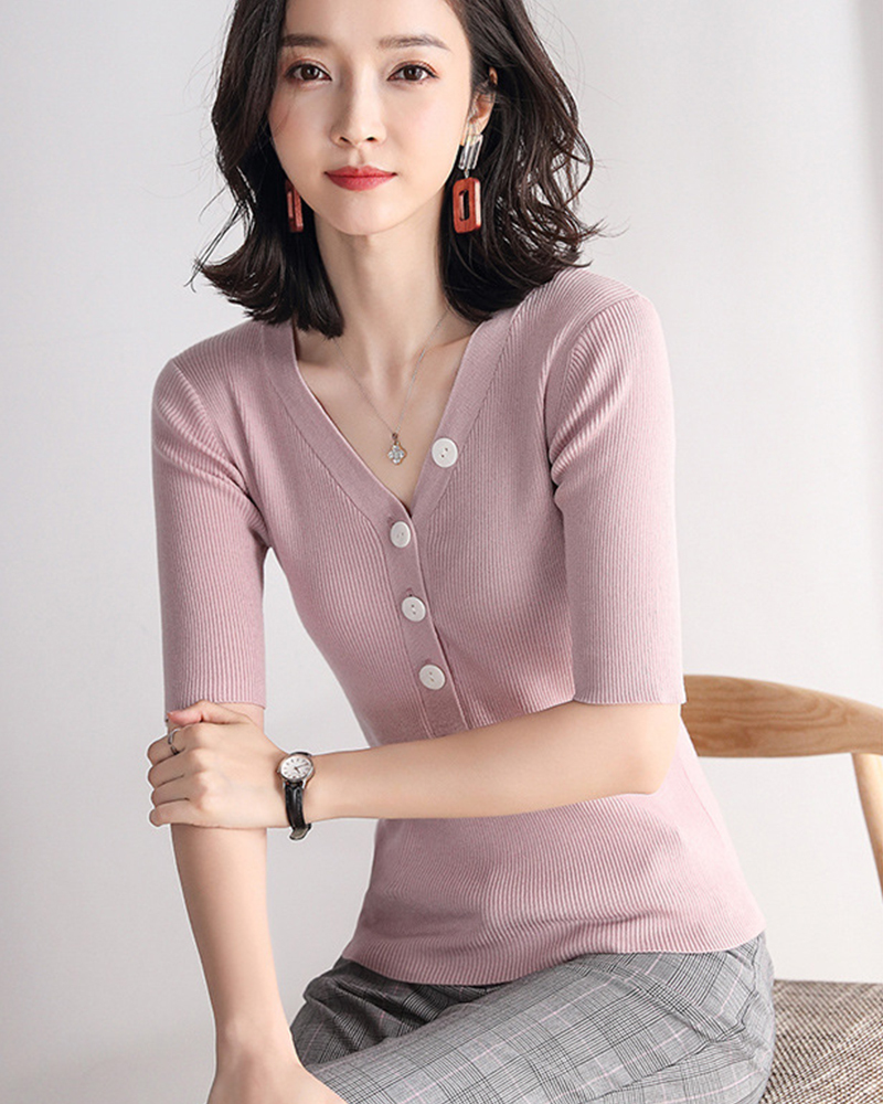 黑XL【零碼出清不退換】V襟貝殼圓釦坑條針織上衣