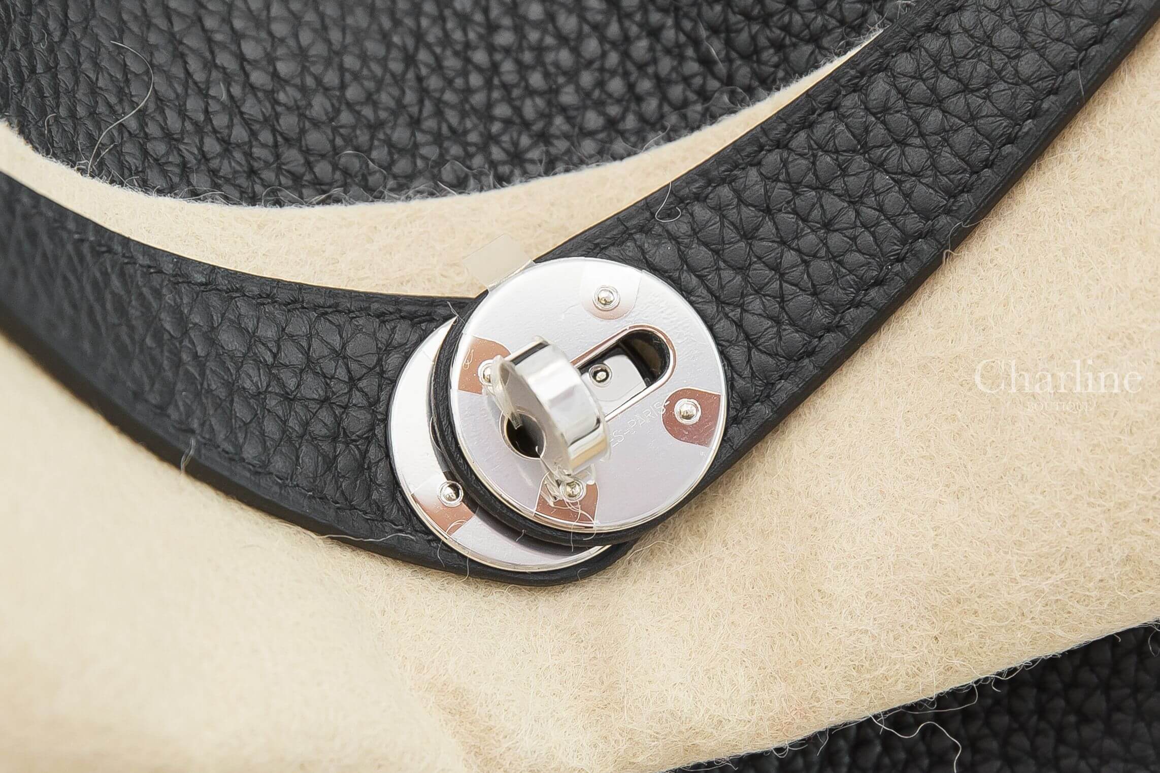 Hermès Lindy 30cm 89 Noir Taurillon Clemence 黑色銀釦