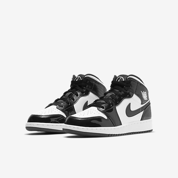 jordan 1 black and white mid