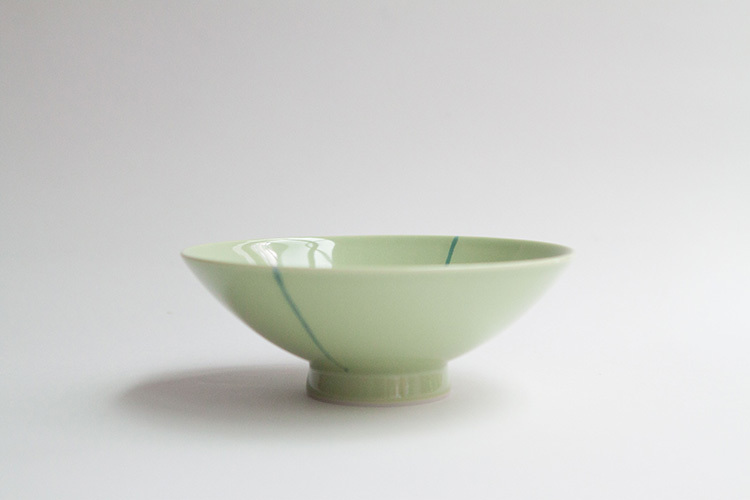 白山陶器-平茶碗L-1 淺綠單線