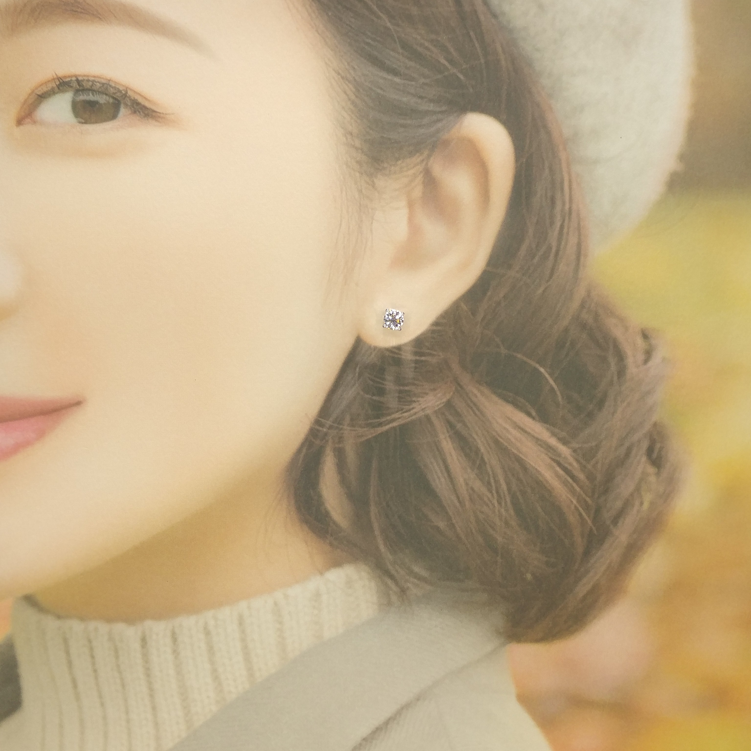 全新18K白金【主石 1卡1份鑽石】4爪耳環