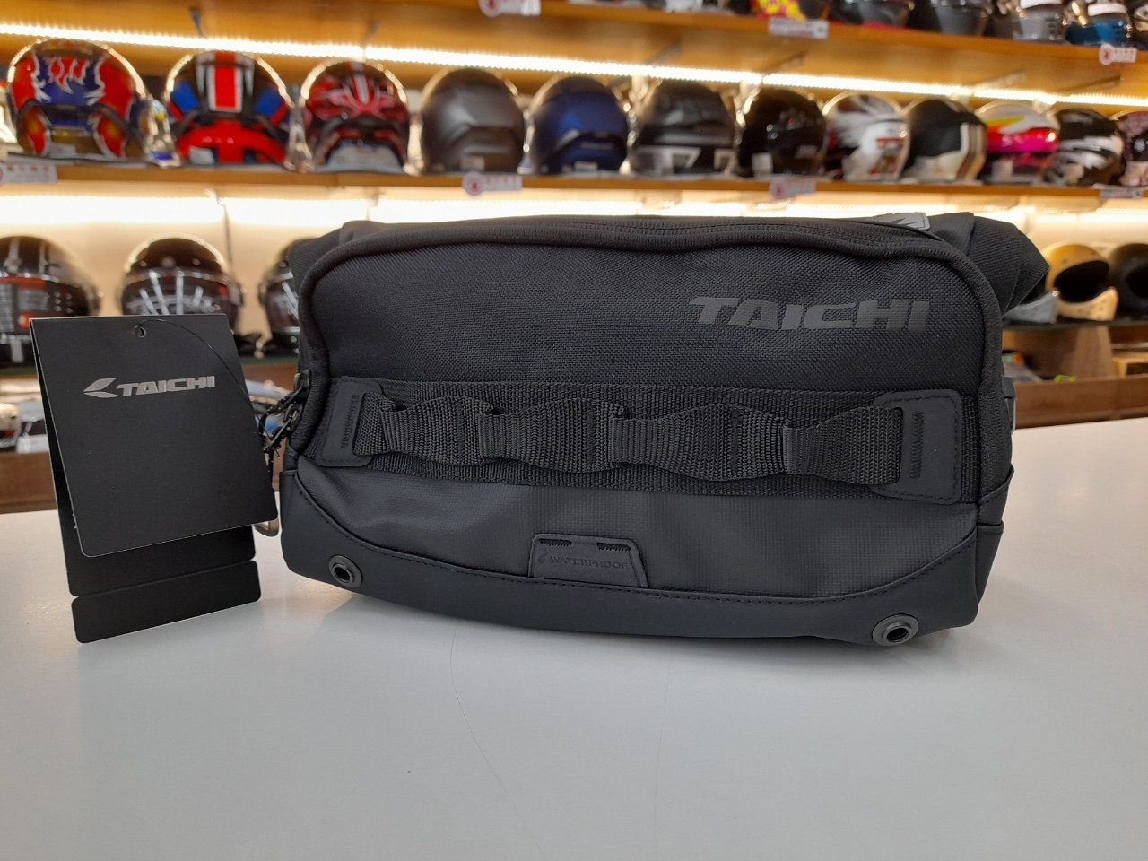 TAICHI RSB279 BLACK 黑 騎士包 腰包 內袋防水