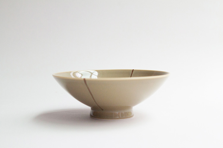 白山陶器-平茶碗 K-14