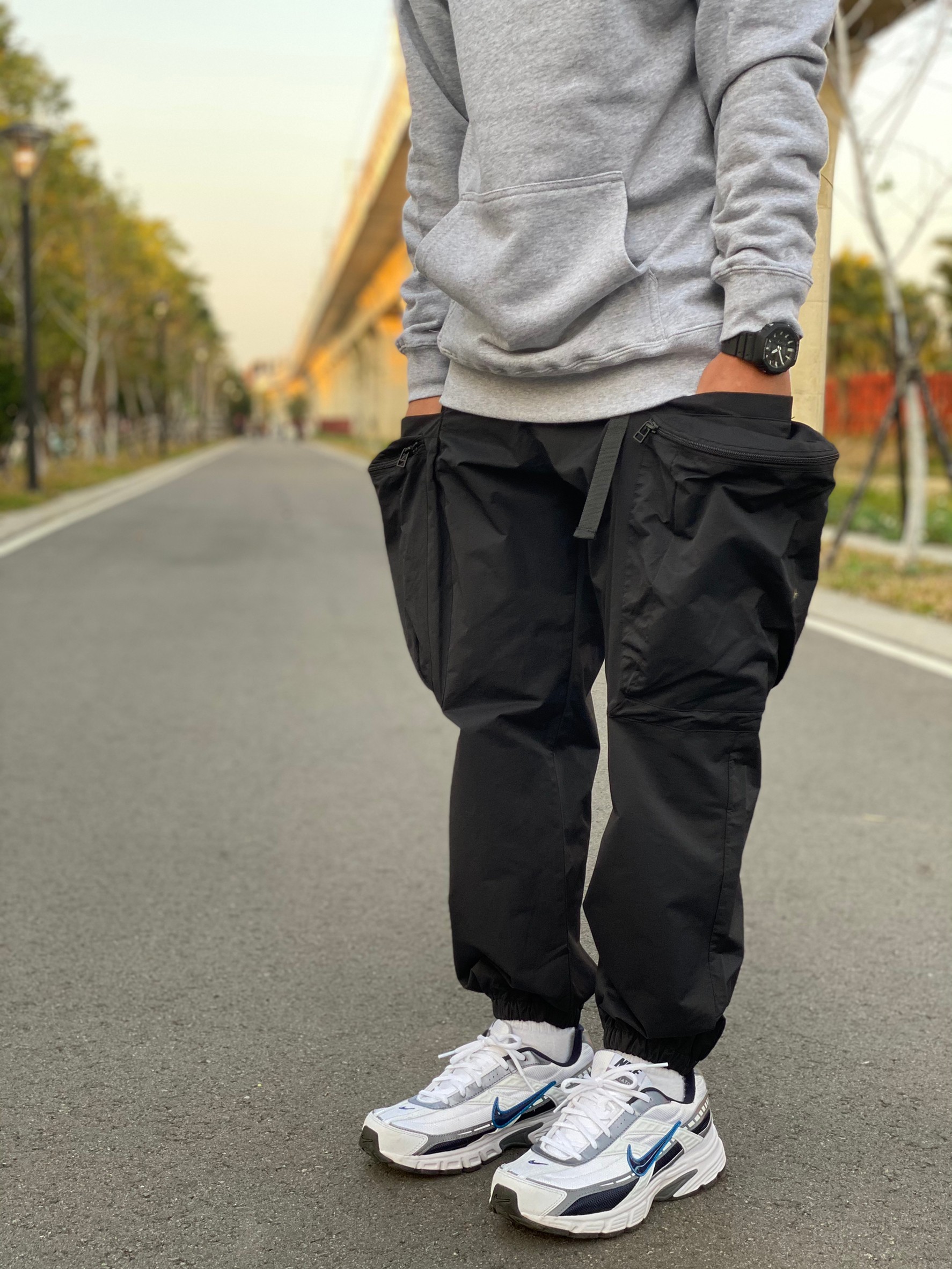 Tailor collection 側邊立體口袋 縮口褲 寬鬆版型 大陸選貨 2色